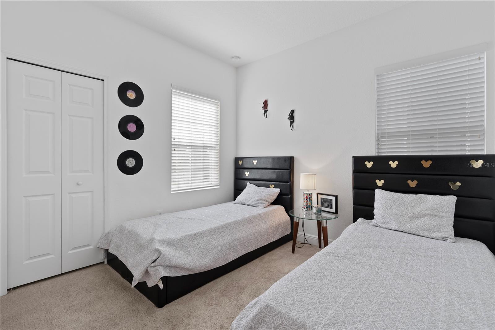 526 LAKE SHORE PKWY, DAVENPORT, FL, 33896