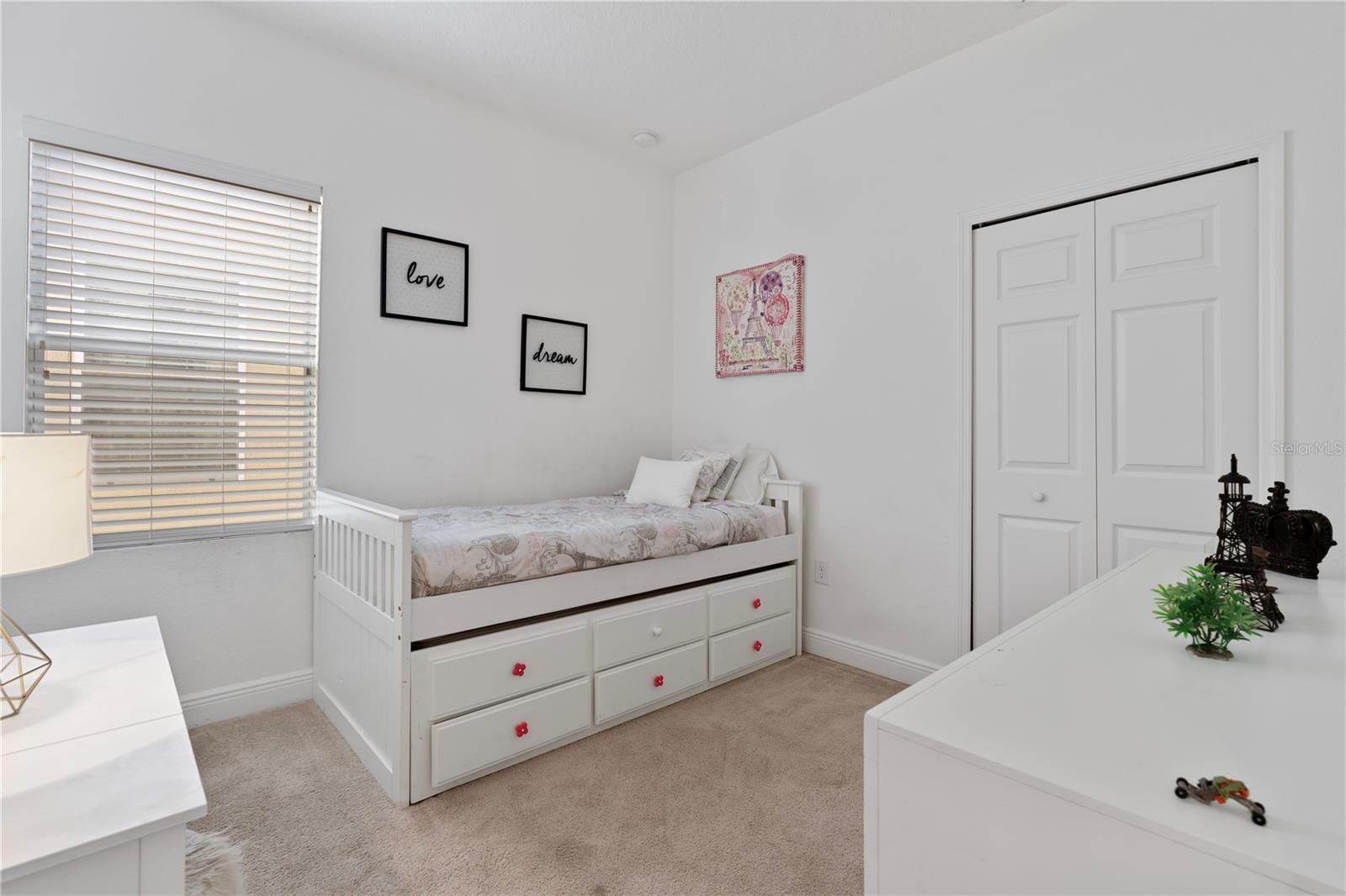 526 LAKE SHORE PKWY, DAVENPORT, FL, 33896
