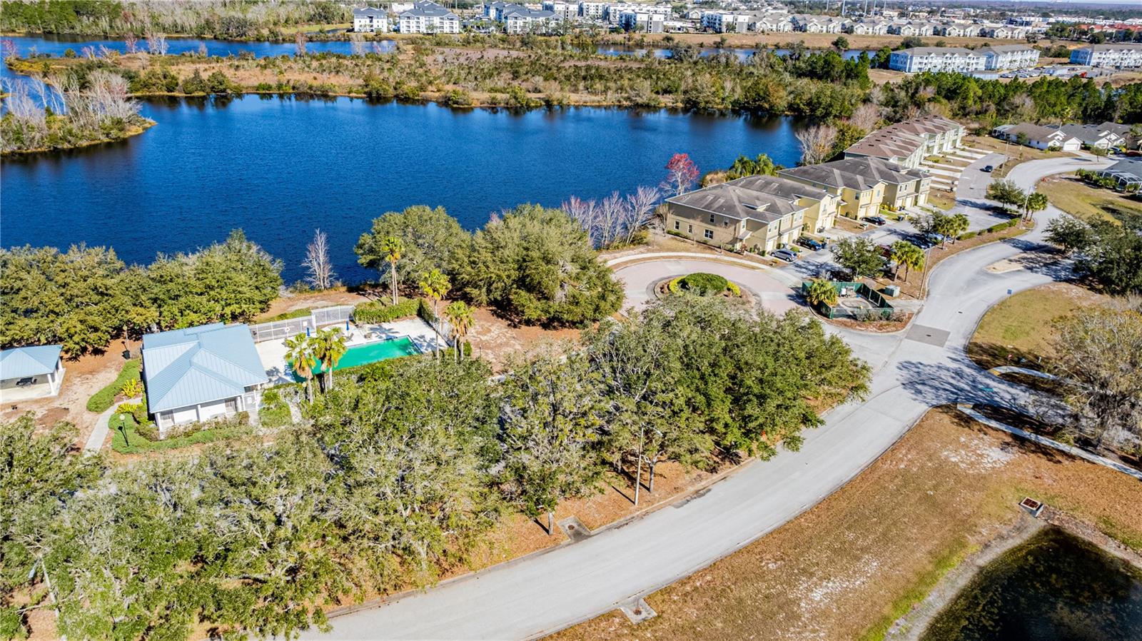 526 LAKE SHORE PKWY, DAVENPORT, FL, 33896