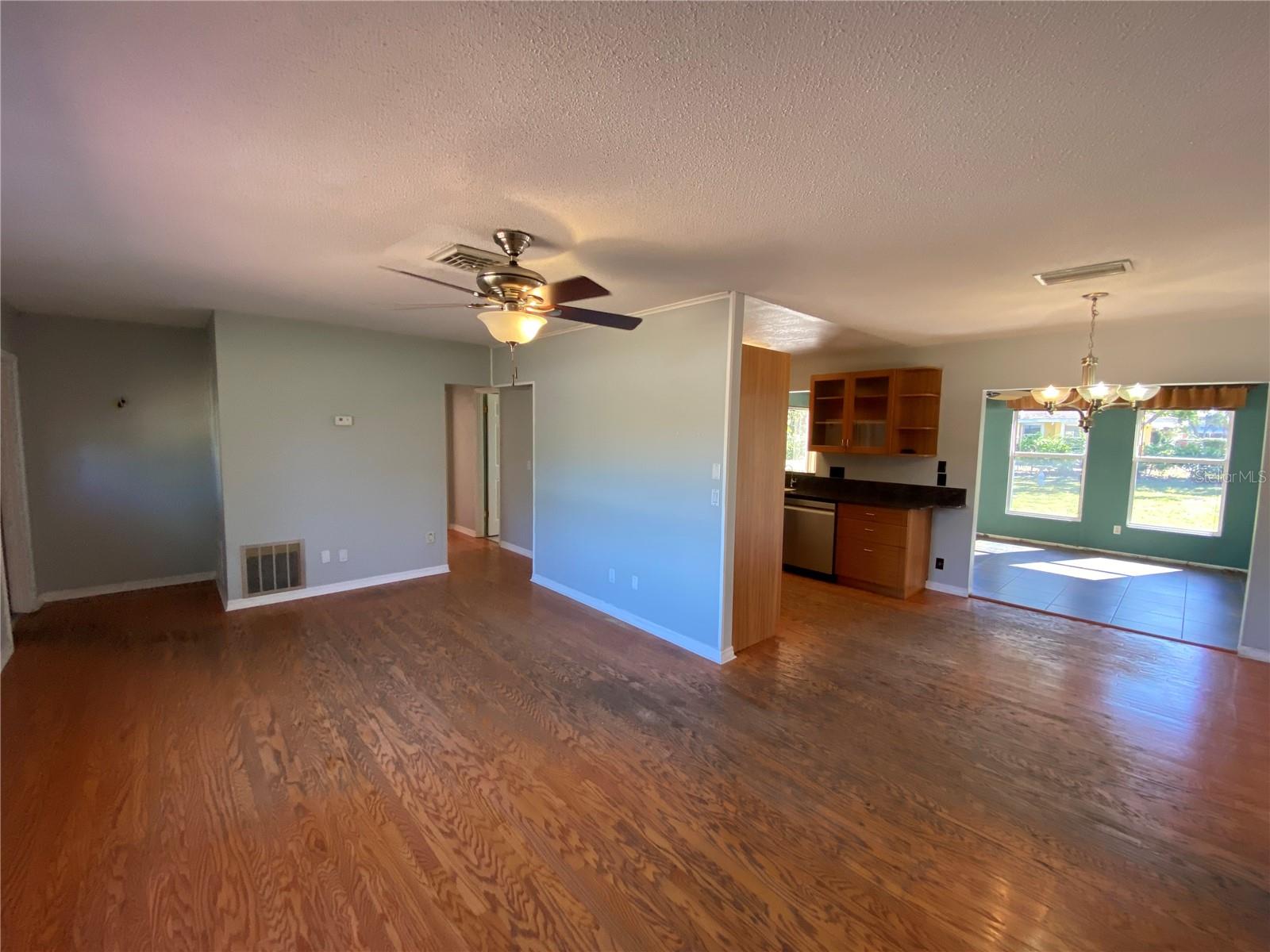 7307 9TH AVE NW, BRADENTON, FL, 34209