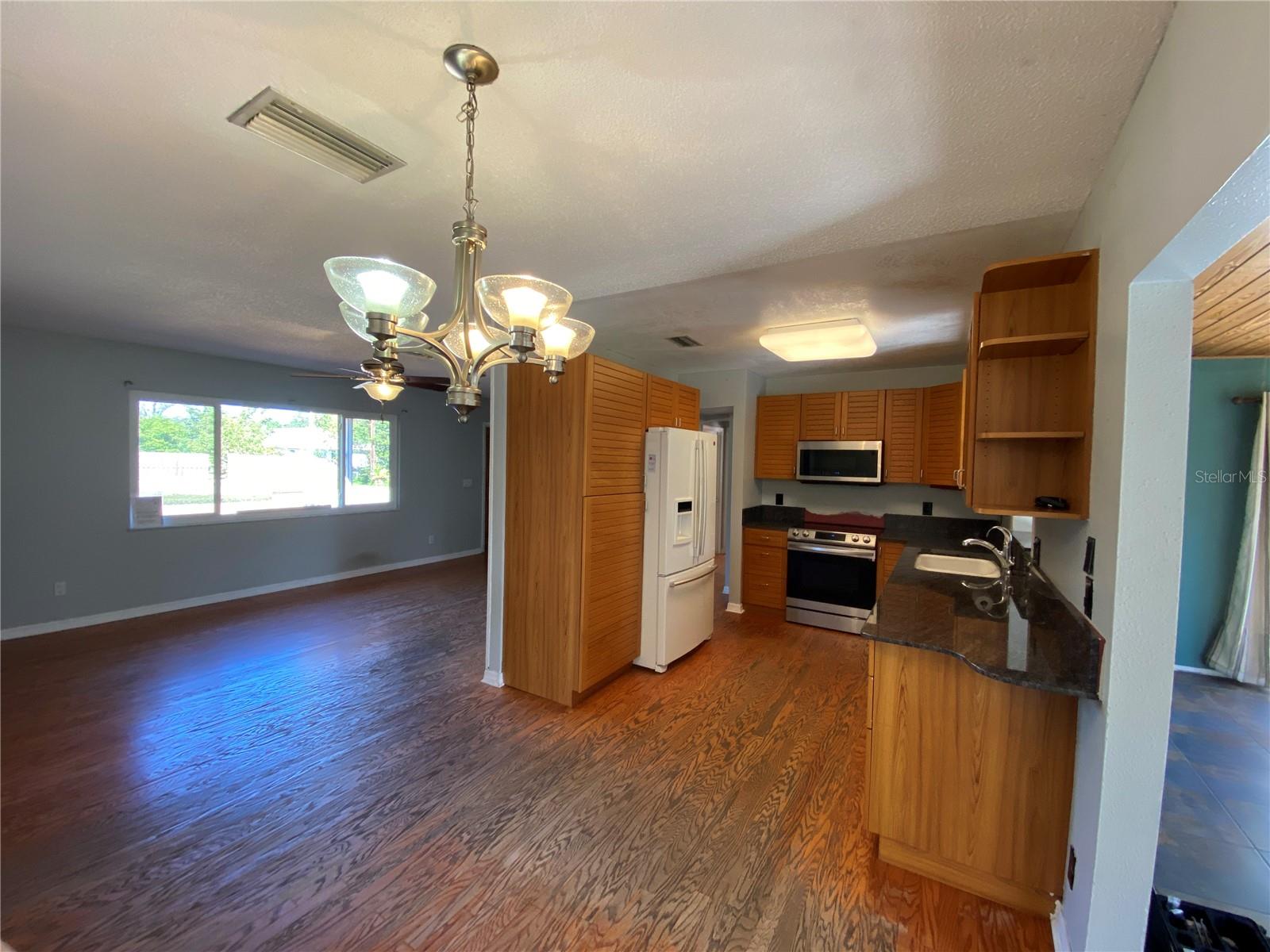 7307 9TH AVE NW, BRADENTON, FL, 34209