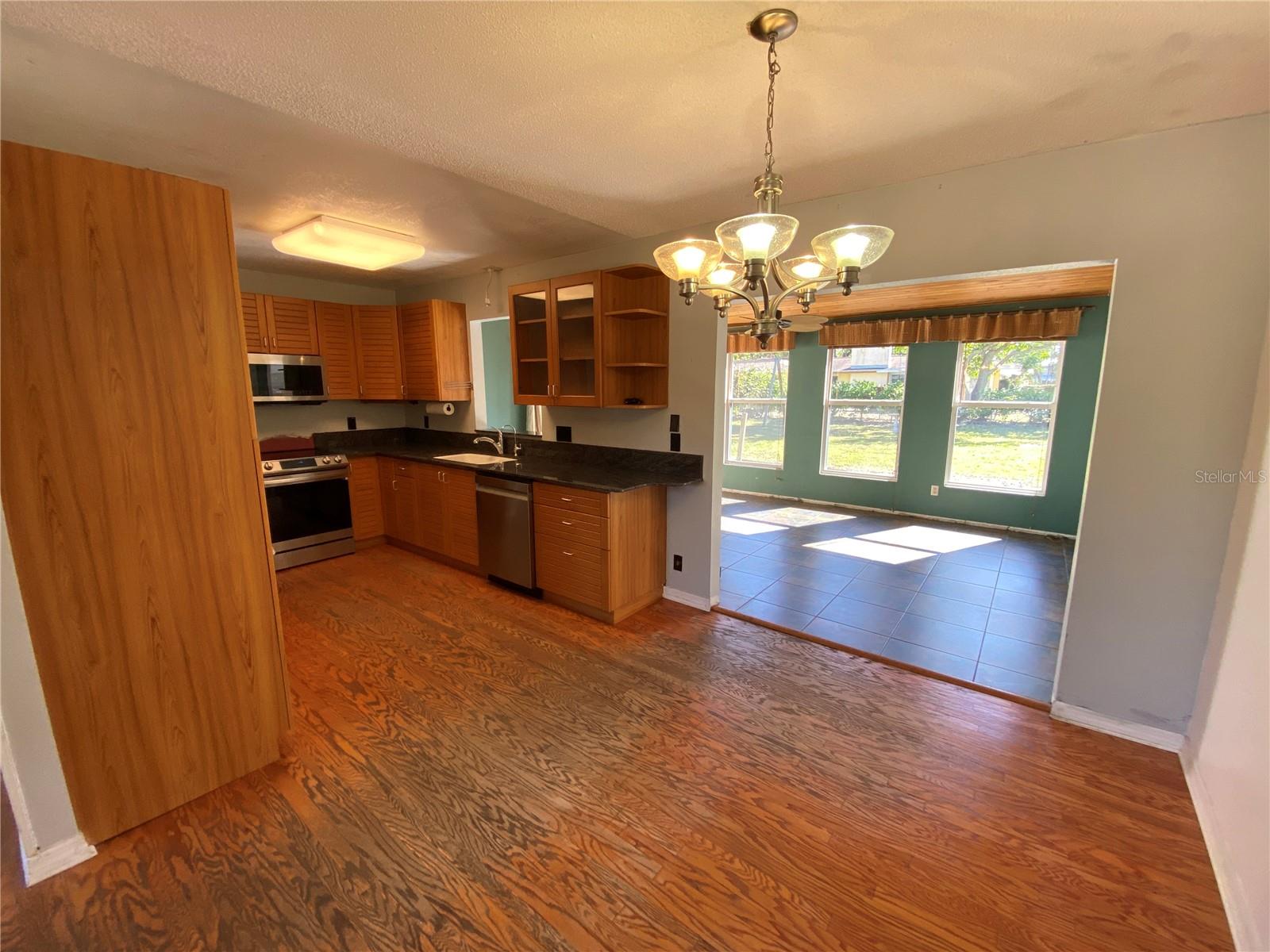 7307 9TH AVE NW, BRADENTON, FL, 34209