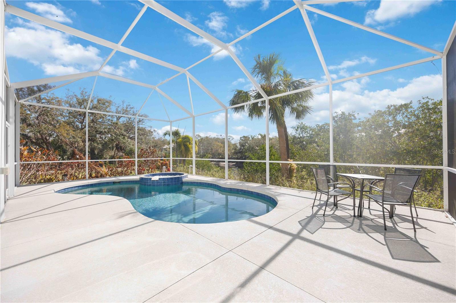 2458 WHIPPOORWILL CIR, SARASOTA, FL, 34231