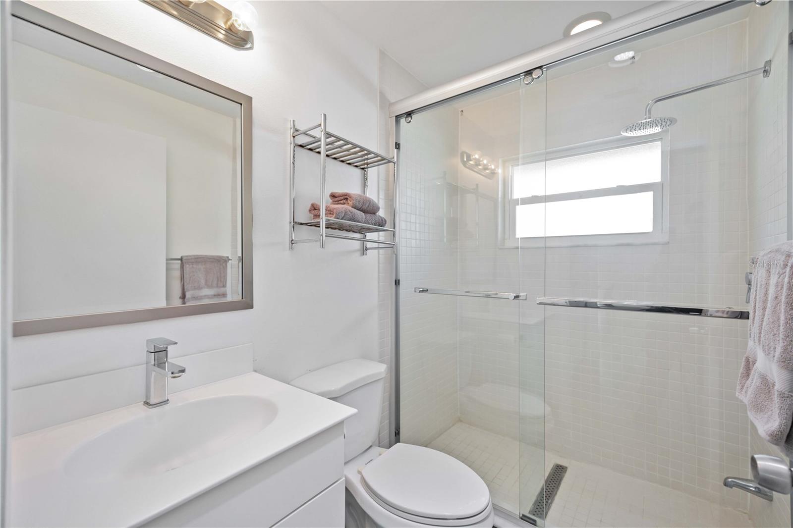 2458 WHIPPOORWILL CIR, SARASOTA, FL, 34231