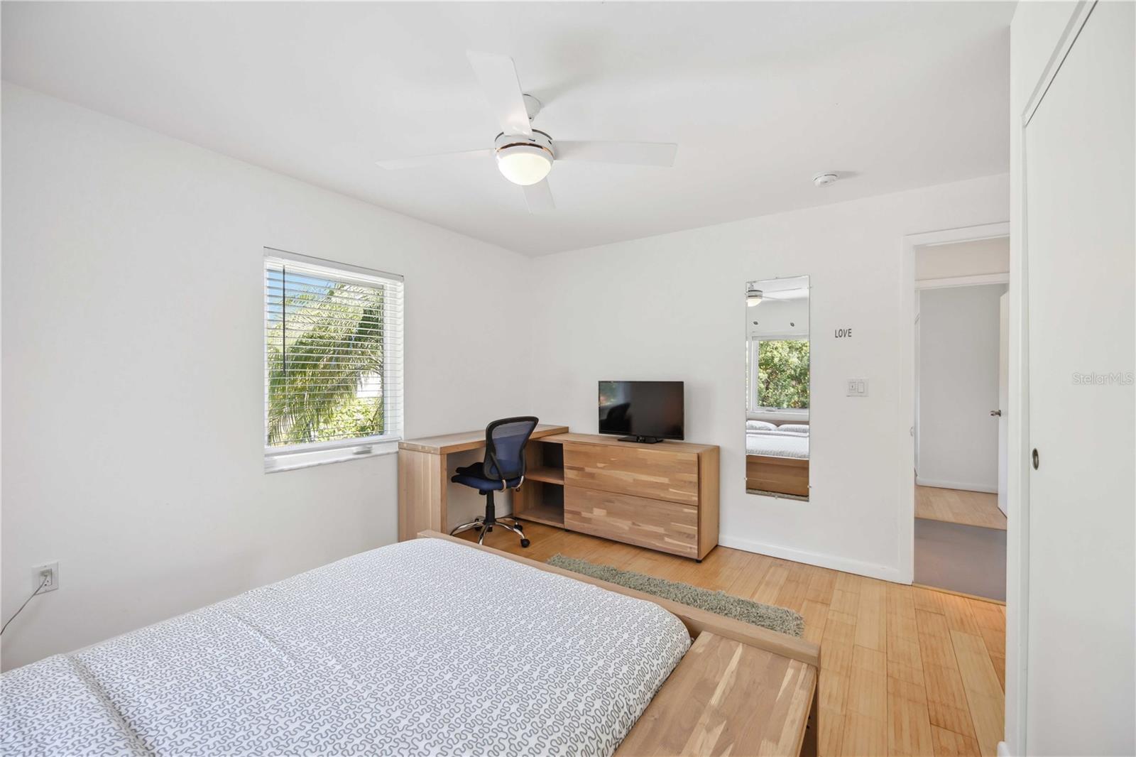 2458 WHIPPOORWILL CIR, SARASOTA, FL, 34231
