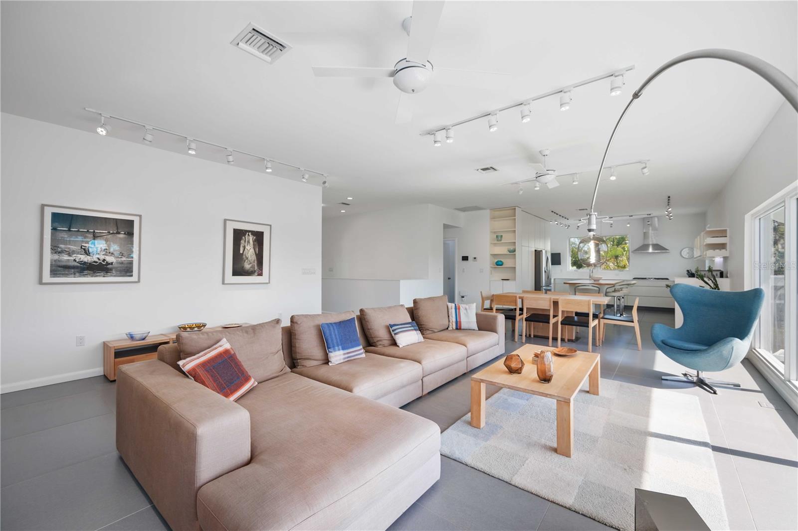 2458 WHIPPOORWILL CIR, SARASOTA, FL, 34231