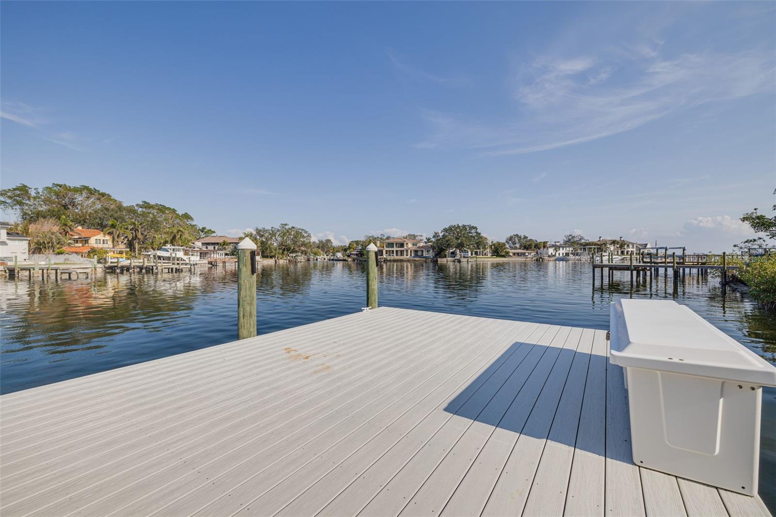 721 BRIGHTWATERS BLVD NE, ST PETERSBURG, FL, 33704