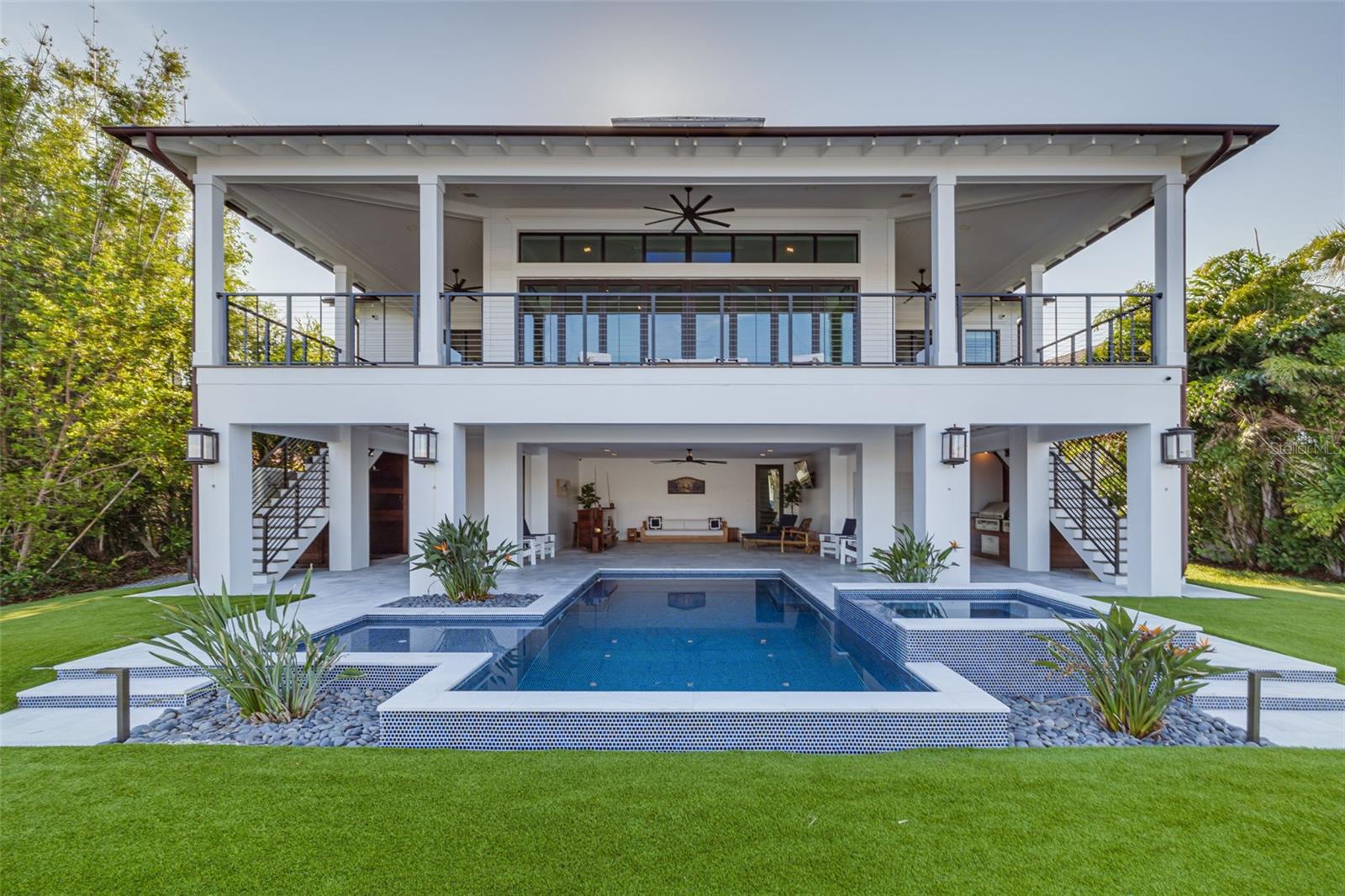 721 BRIGHTWATERS BLVD NE, ST PETERSBURG, FL, 33704