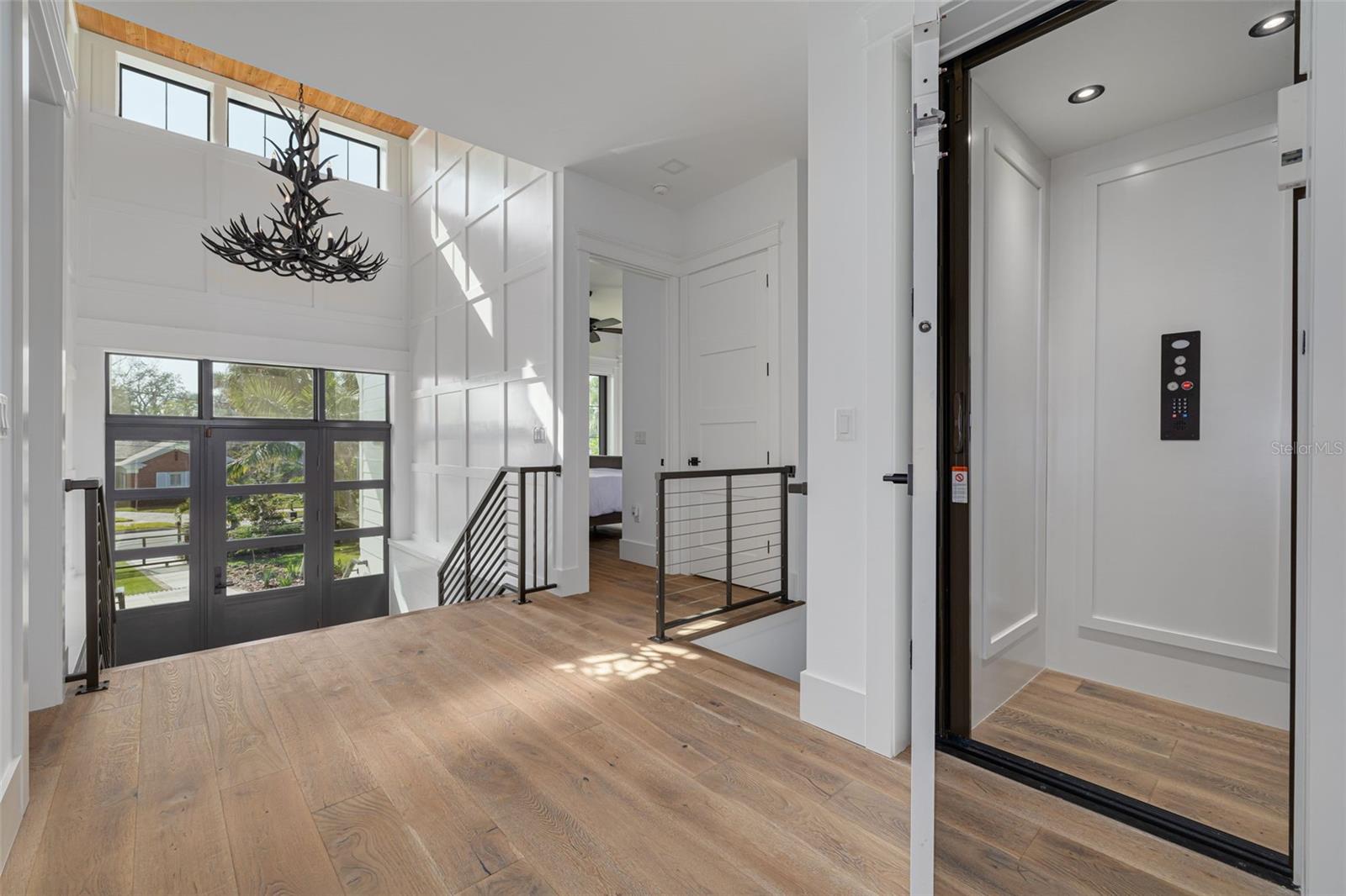 721 BRIGHTWATERS BLVD NE, ST PETERSBURG, FL, 33704