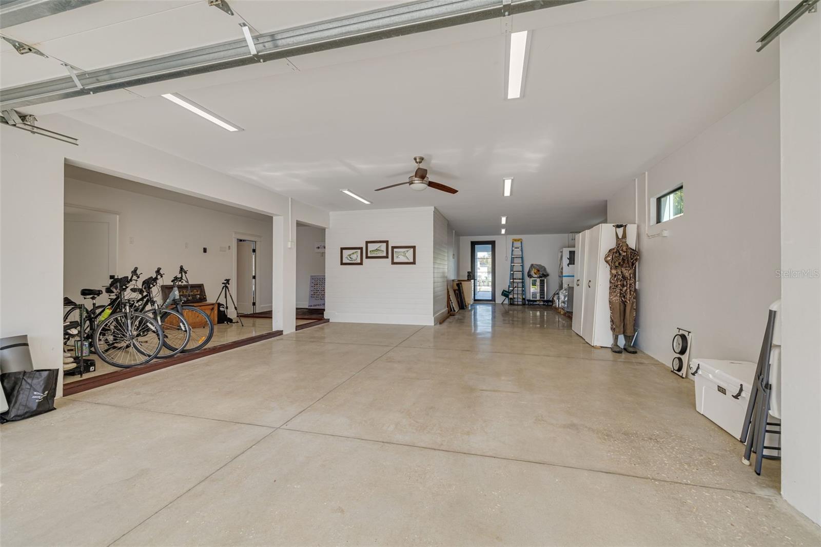 721 BRIGHTWATERS BLVD NE, ST PETERSBURG, FL, 33704