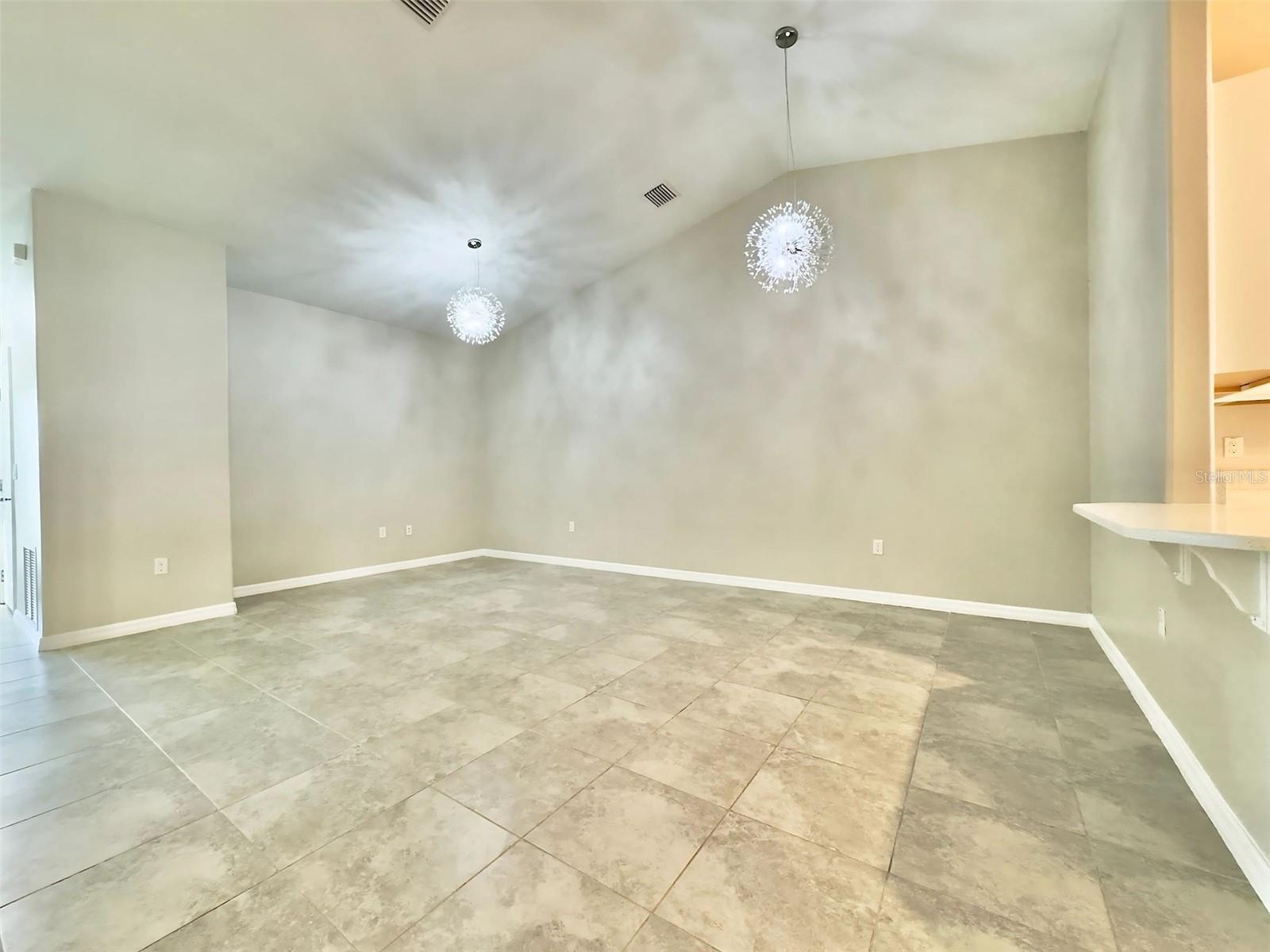 8 LINDA PL #B, PALM COAST, FL, 32137