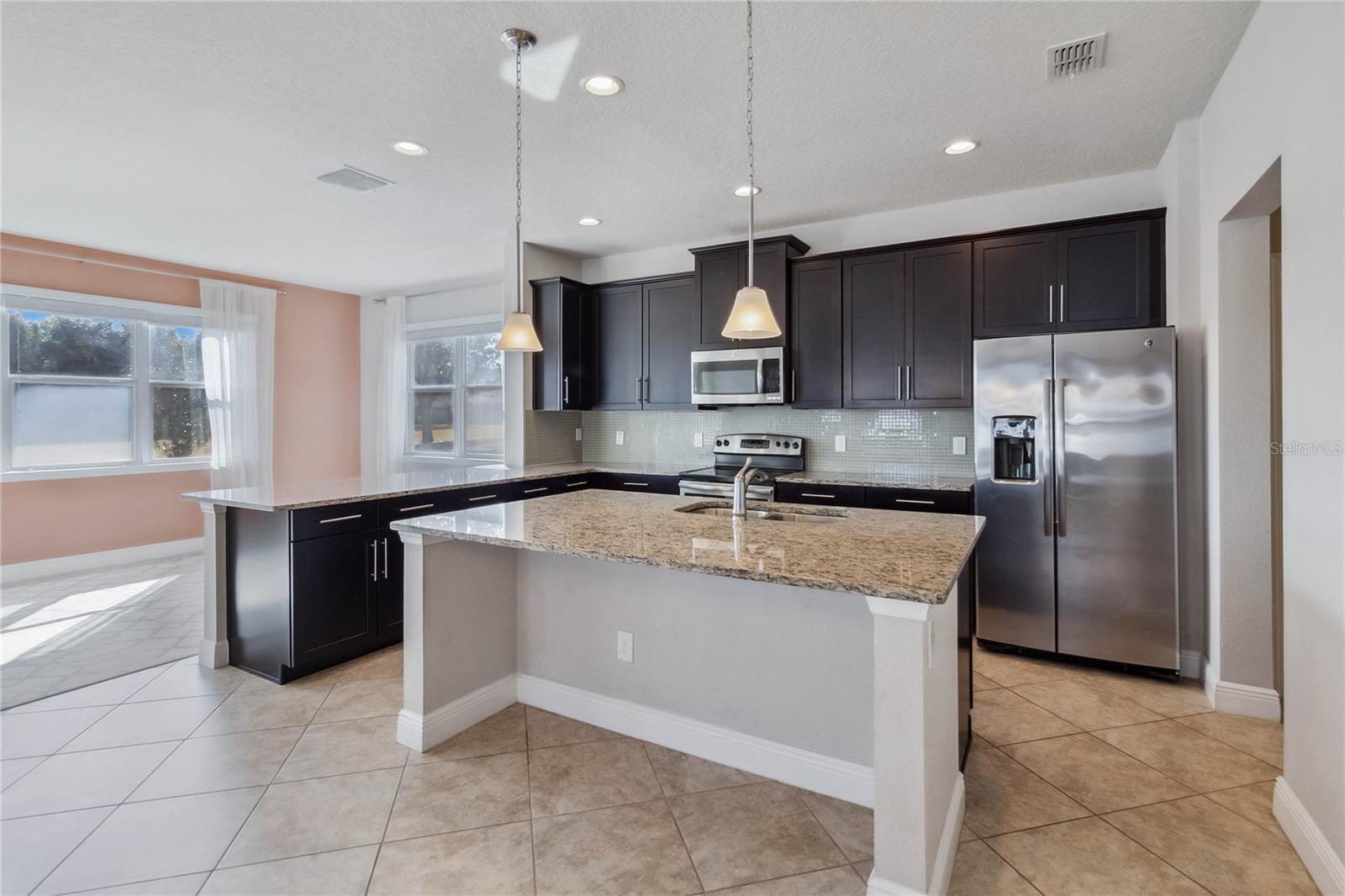 2016 SANDERLIN POINT LOOP, APOPKA, FL, 32703