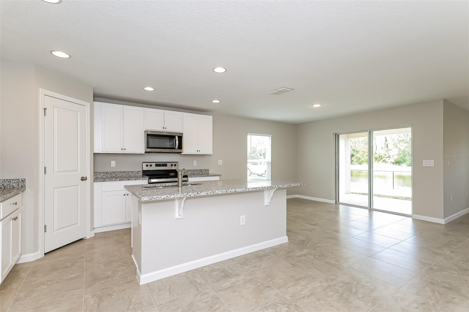 215 SOUTHERN BREEZE LOOP, WINTER HAVEN, FL, 33880