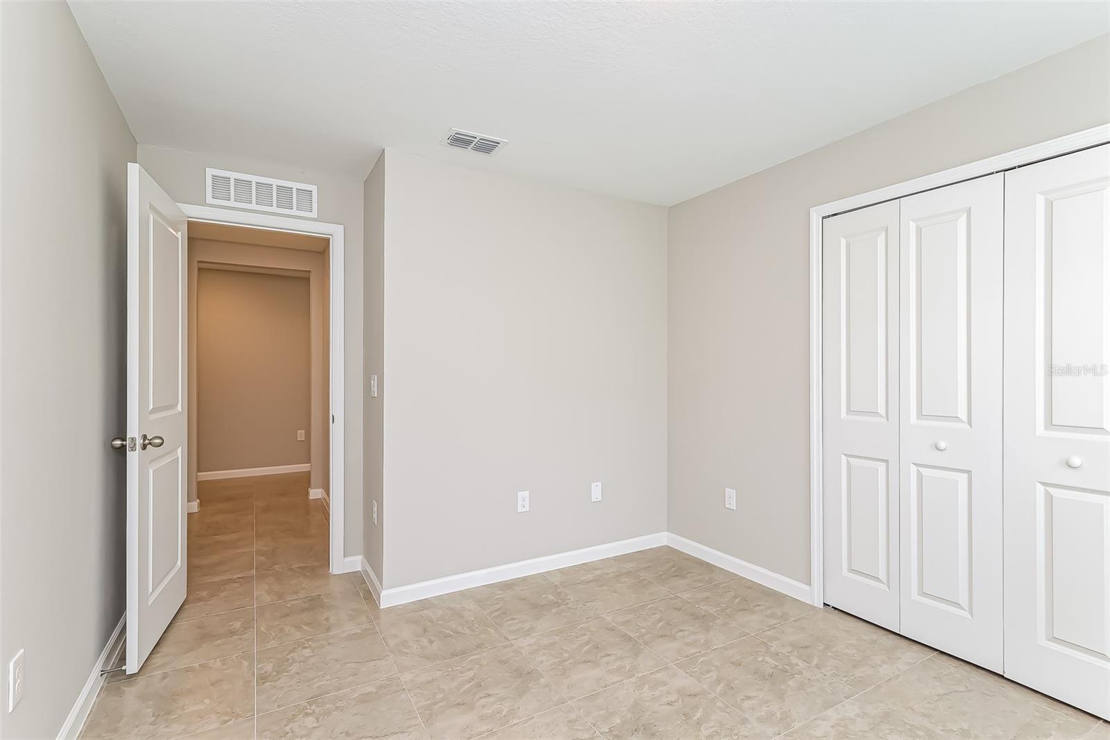 215 SOUTHERN BREEZE LOOP, WINTER HAVEN, FL, 33880