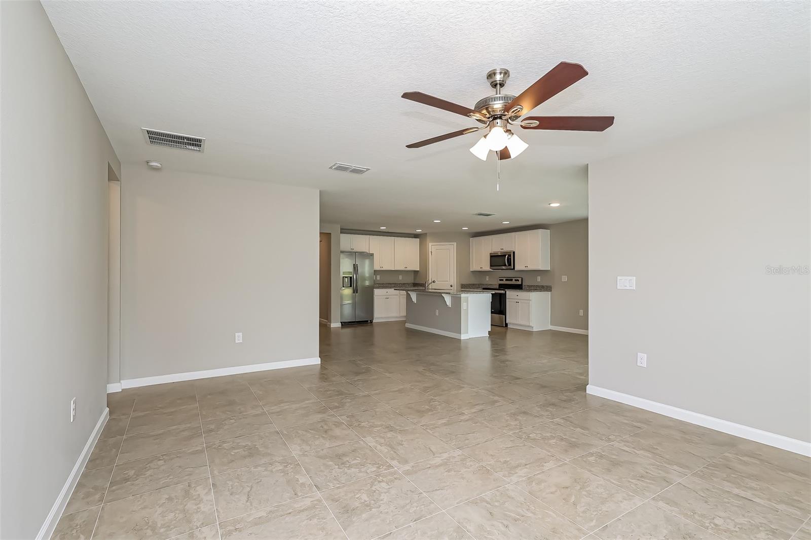 215 SOUTHERN BREEZE LOOP, WINTER HAVEN, FL, 33880