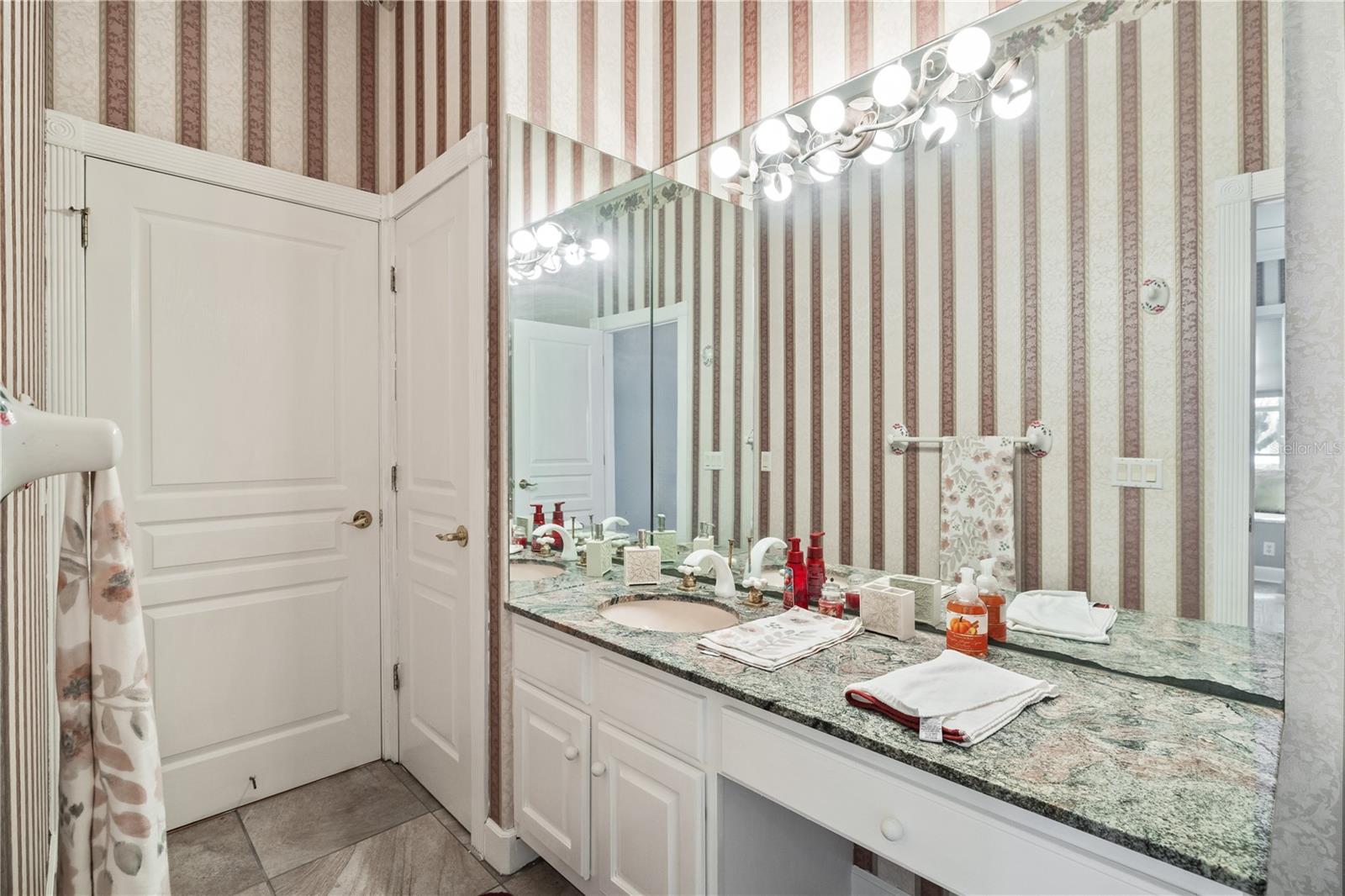 405 CHASTAIN RD, SEFFNER, FL, 33584