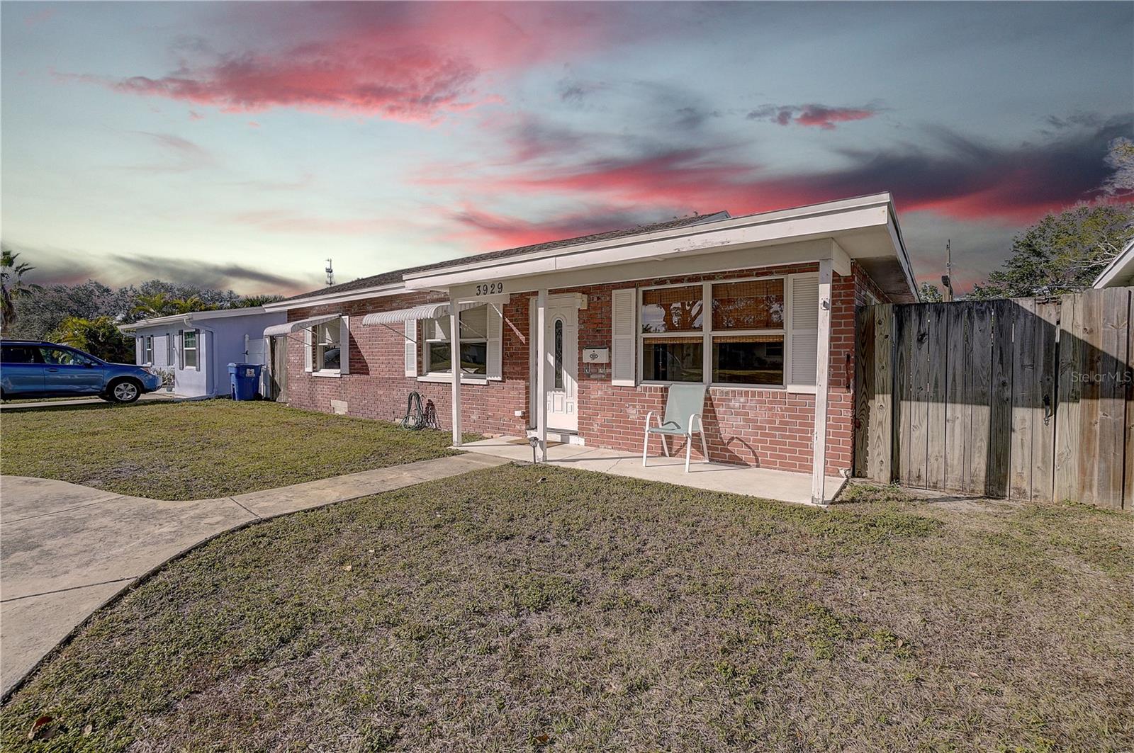 3929 13TH AVE N, ST PETERSBURG, FL, 33713