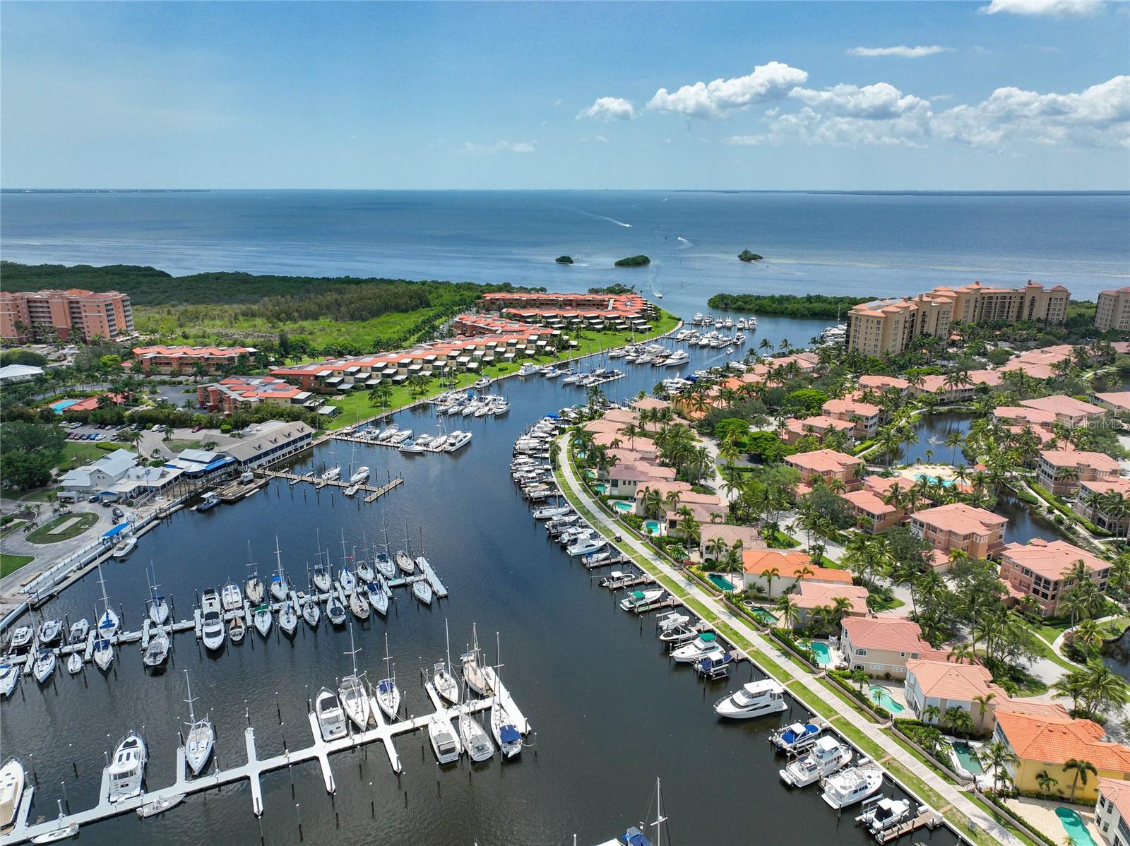 2060 MATECUMBE KEY RD #2107, PUNTA GORDA, FL, 33955