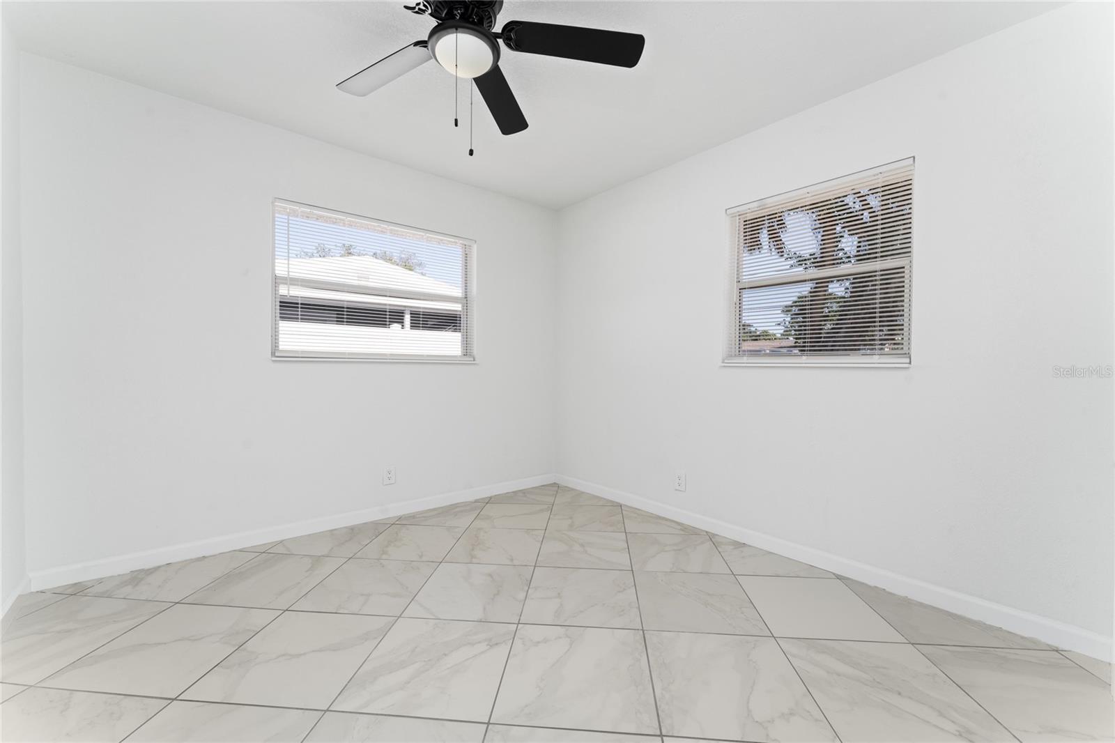 4401 SHORE ACRES BLVD NE, ST PETERSBURG, FL, 33703