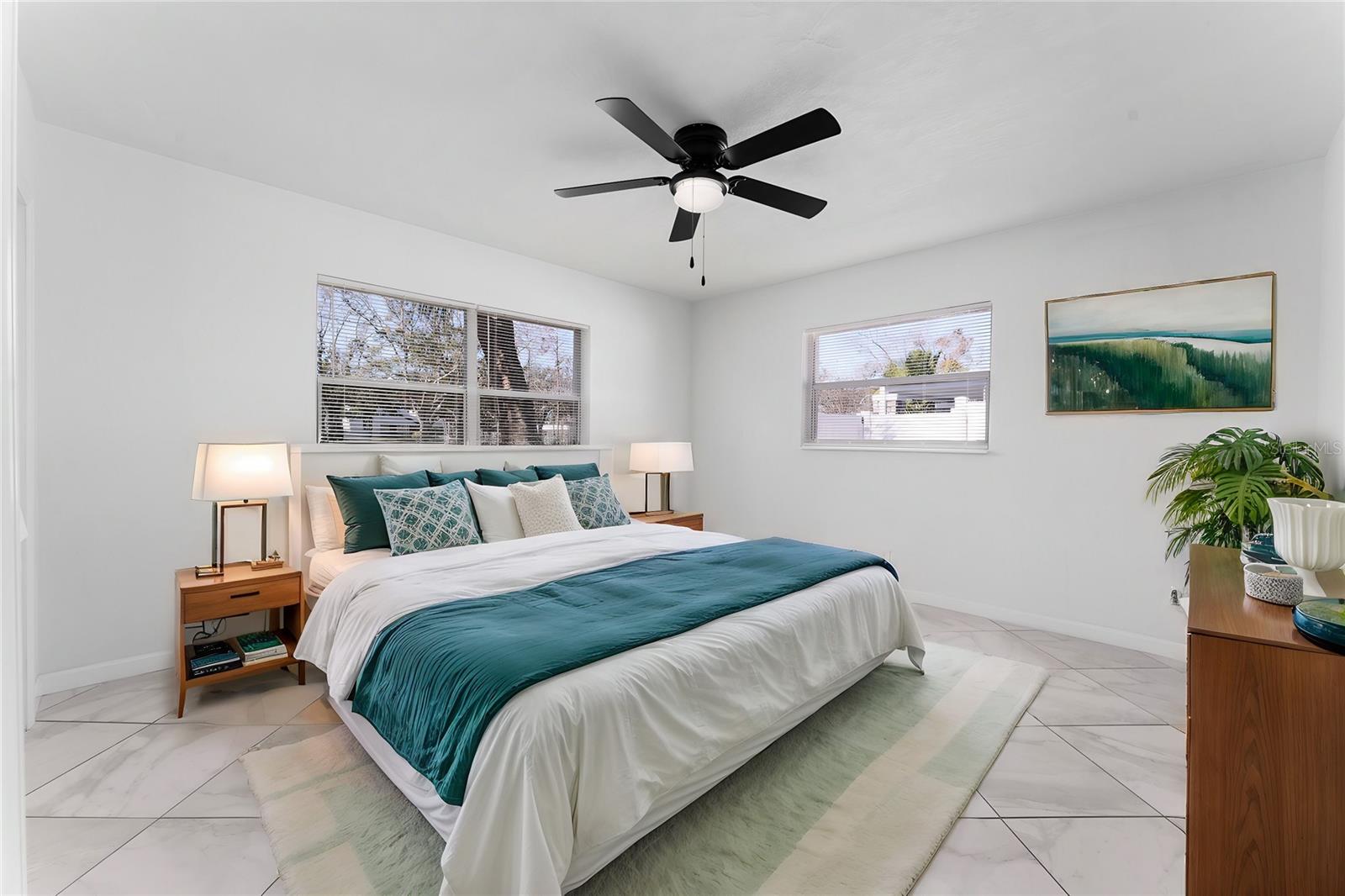 4401 SHORE ACRES BLVD NE, ST PETERSBURG, FL, 33703