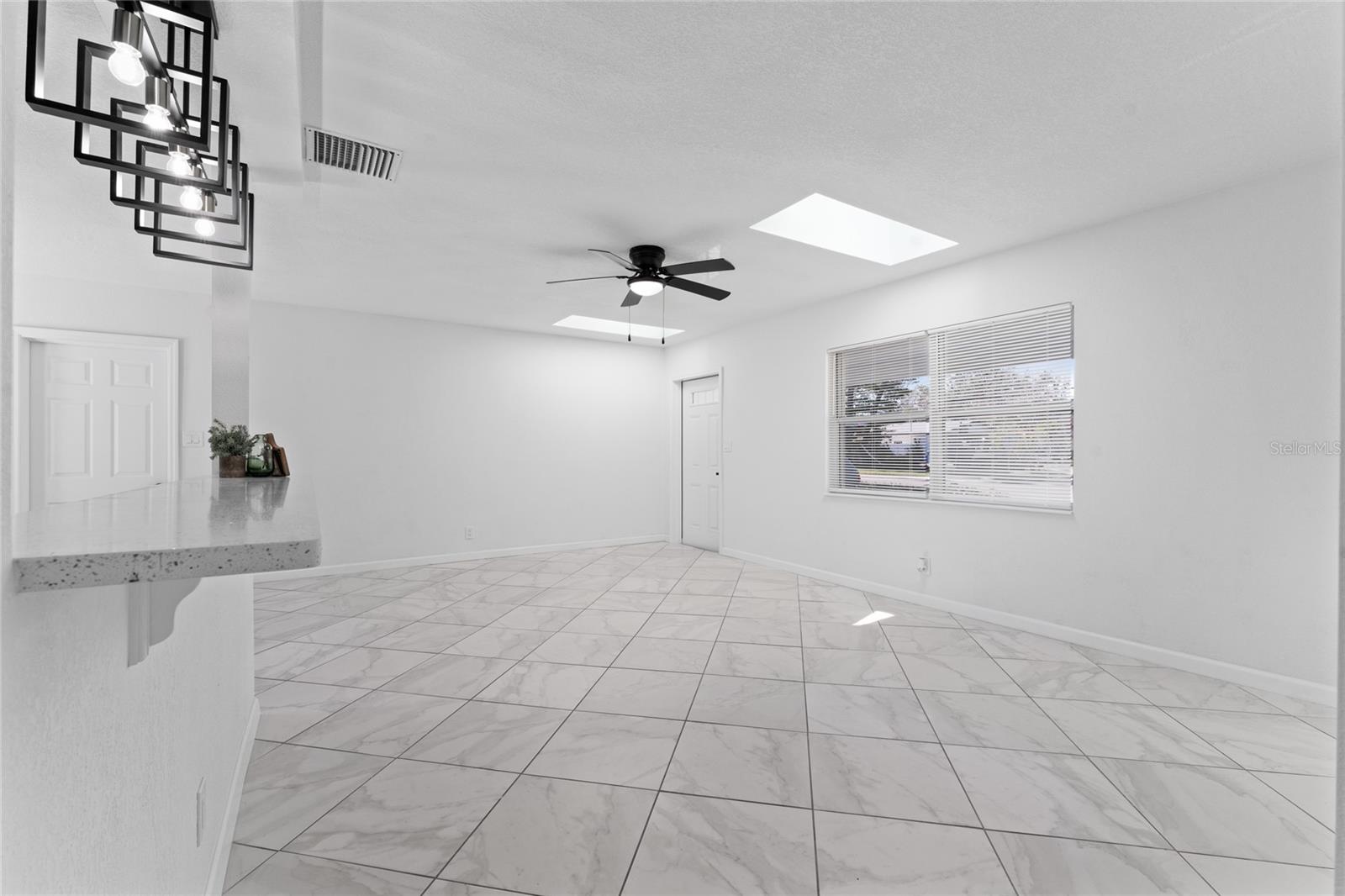 4401 SHORE ACRES BLVD NE, ST PETERSBURG, FL, 33703