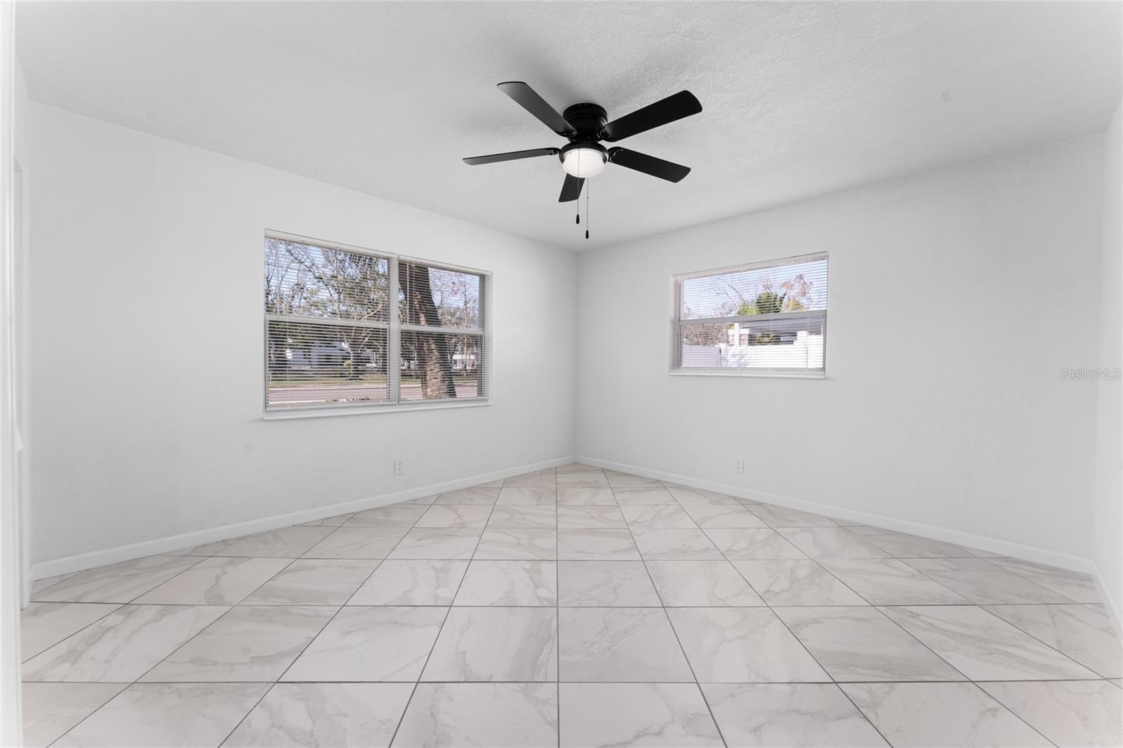 4401 SHORE ACRES BLVD NE, ST PETERSBURG, FL, 33703