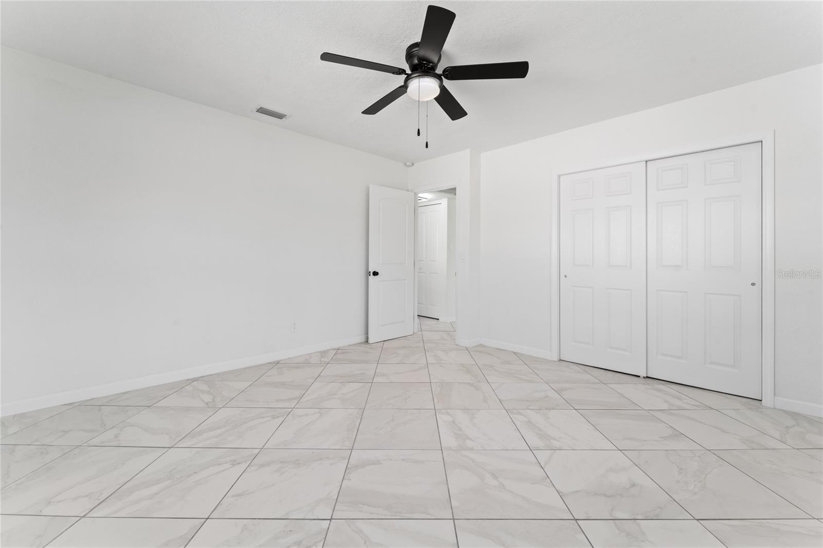 4401 SHORE ACRES BLVD NE, ST PETERSBURG, FL, 33703