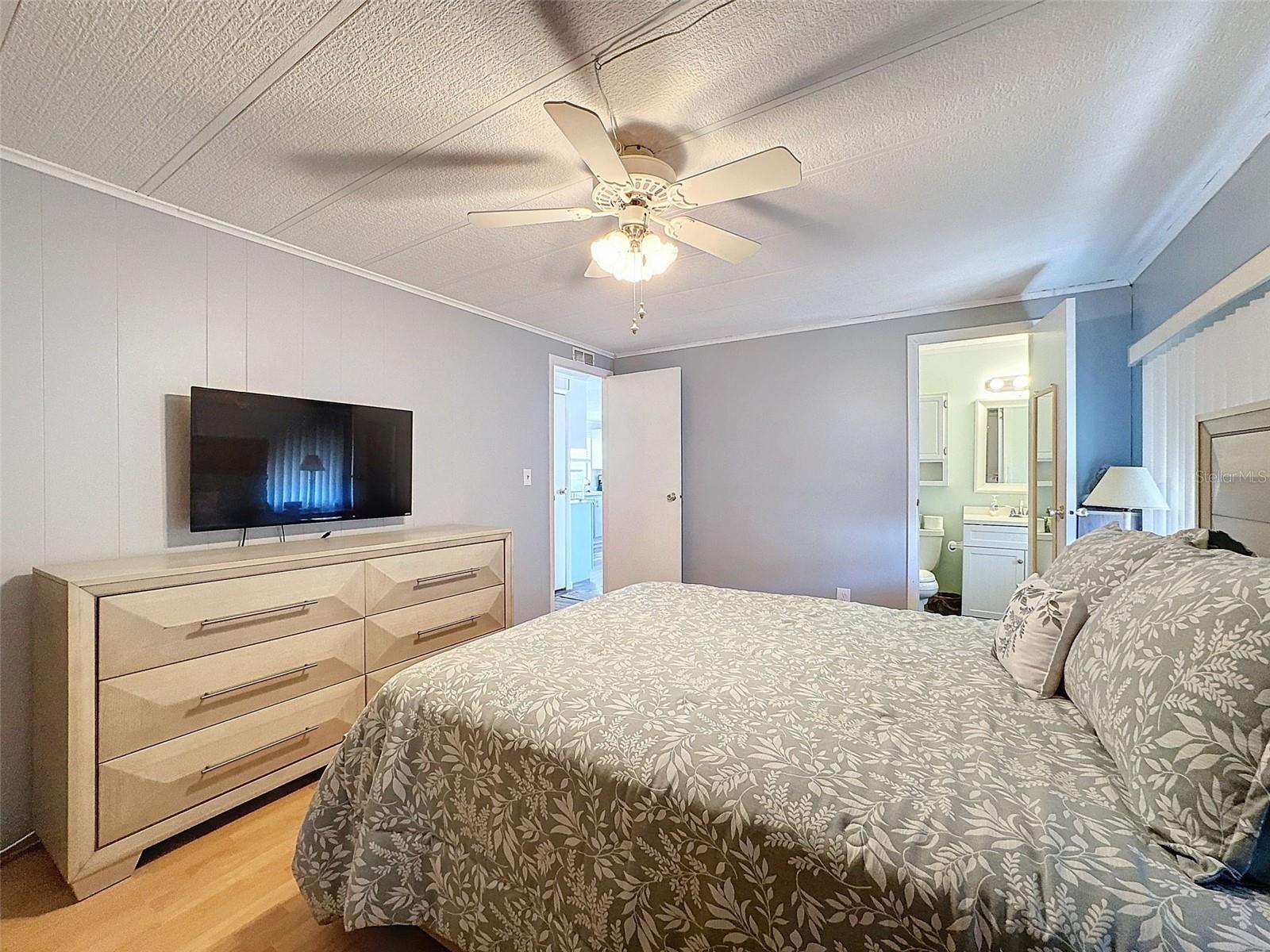 7401 STILLWATER DR, HUDSON, FL, 34667