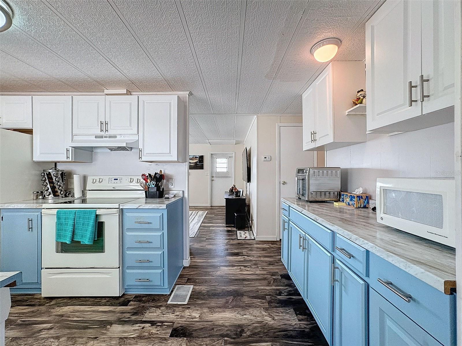 7401 STILLWATER DR, HUDSON, FL, 34667