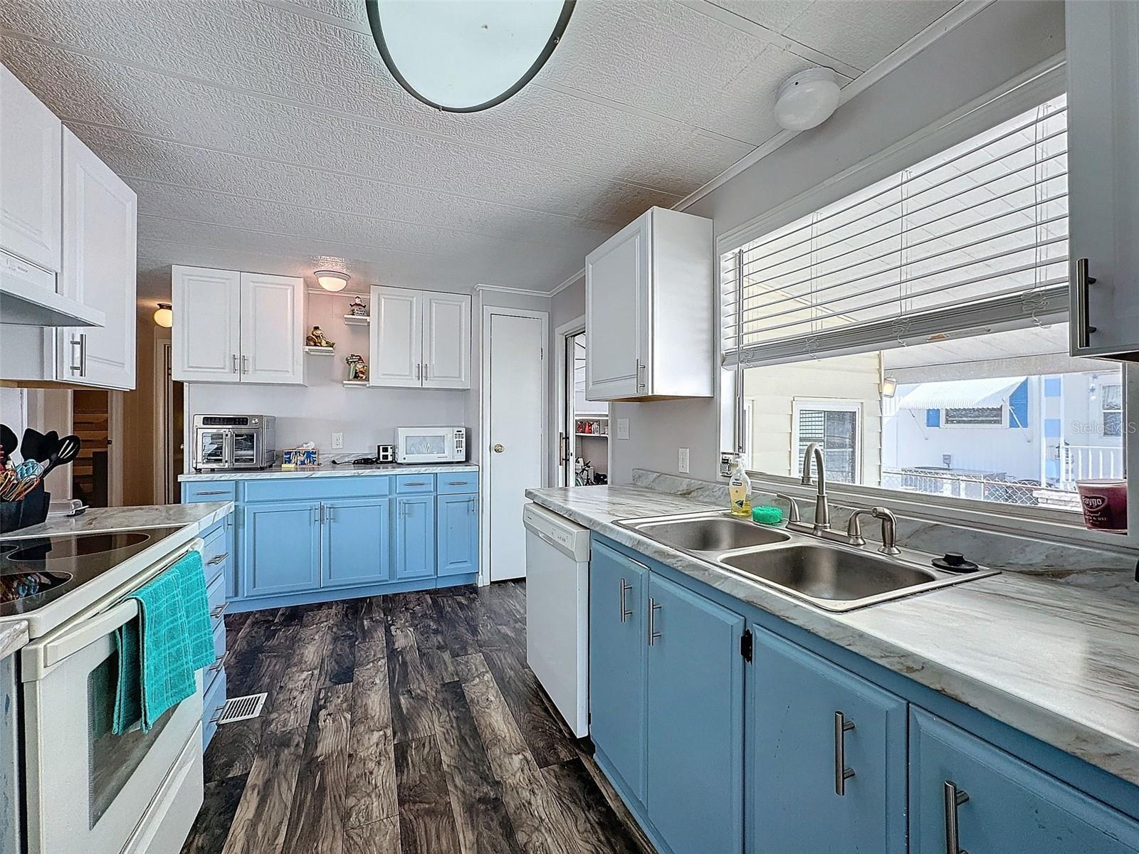 7401 STILLWATER DR, HUDSON, FL, 34667