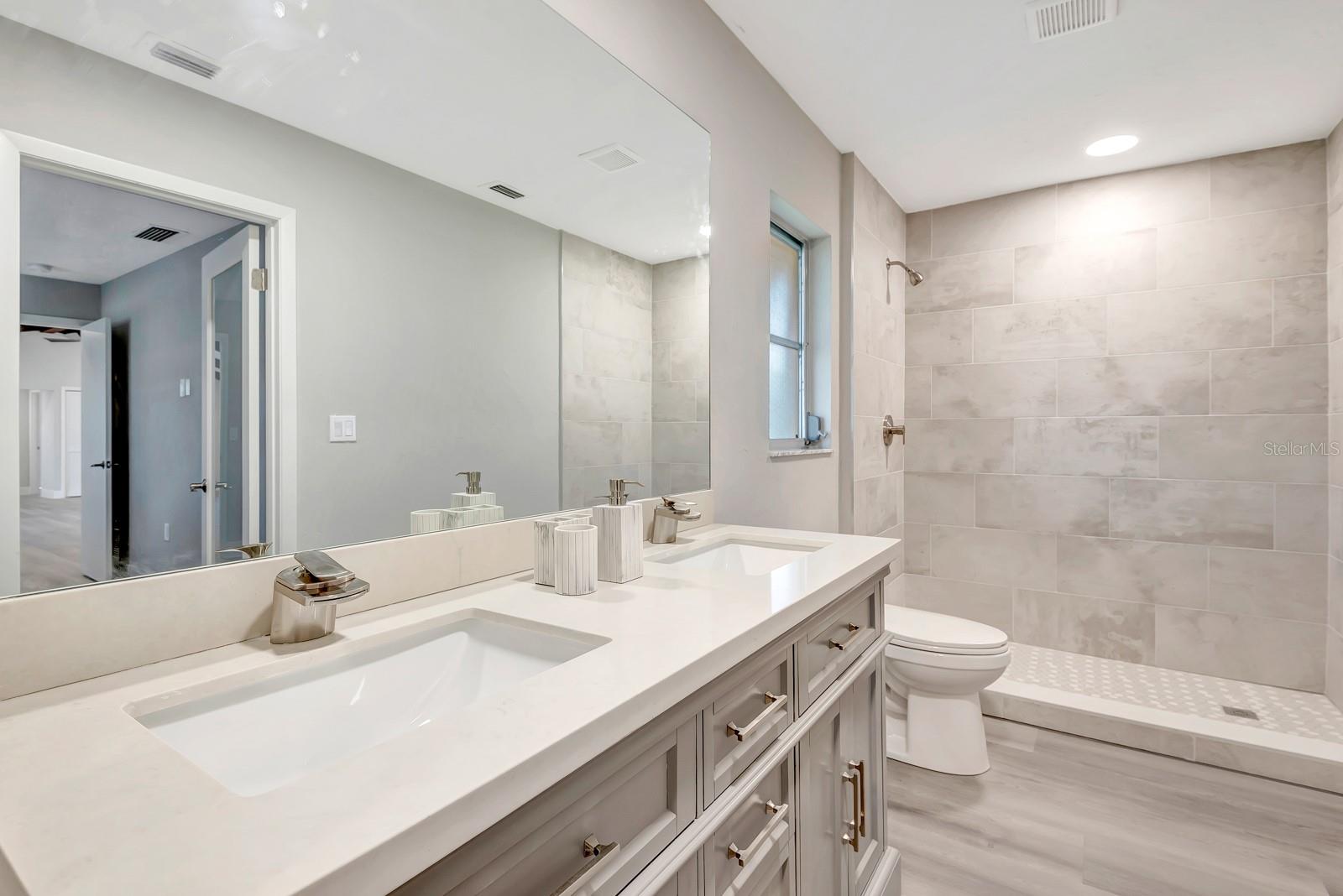 1608 HONEY CT, VENICE, FL, 34293