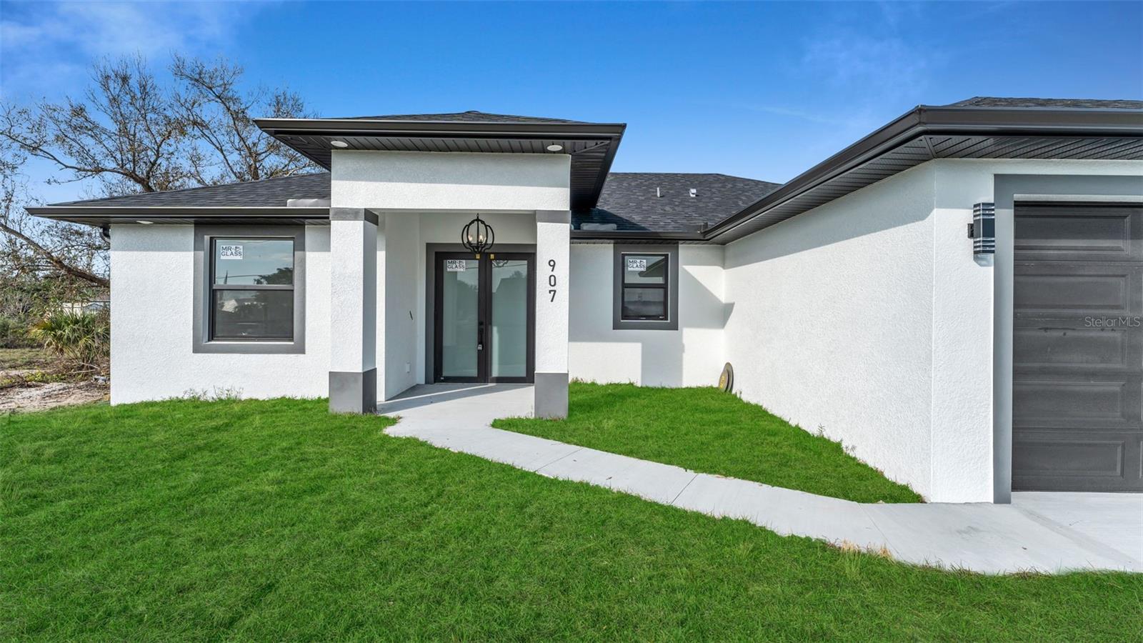 907 CHAPLIN AVE, LEHIGH ACRES, FL, 33971