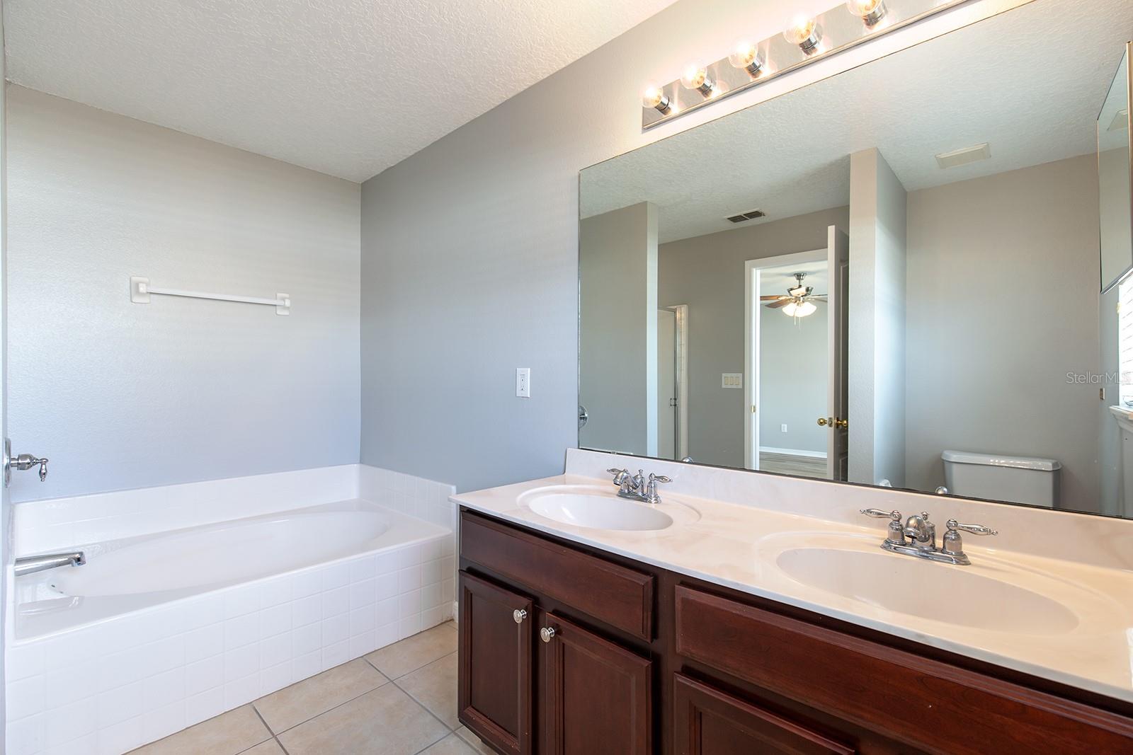 403 MARATHON LN, SANFORD, FL, 32771