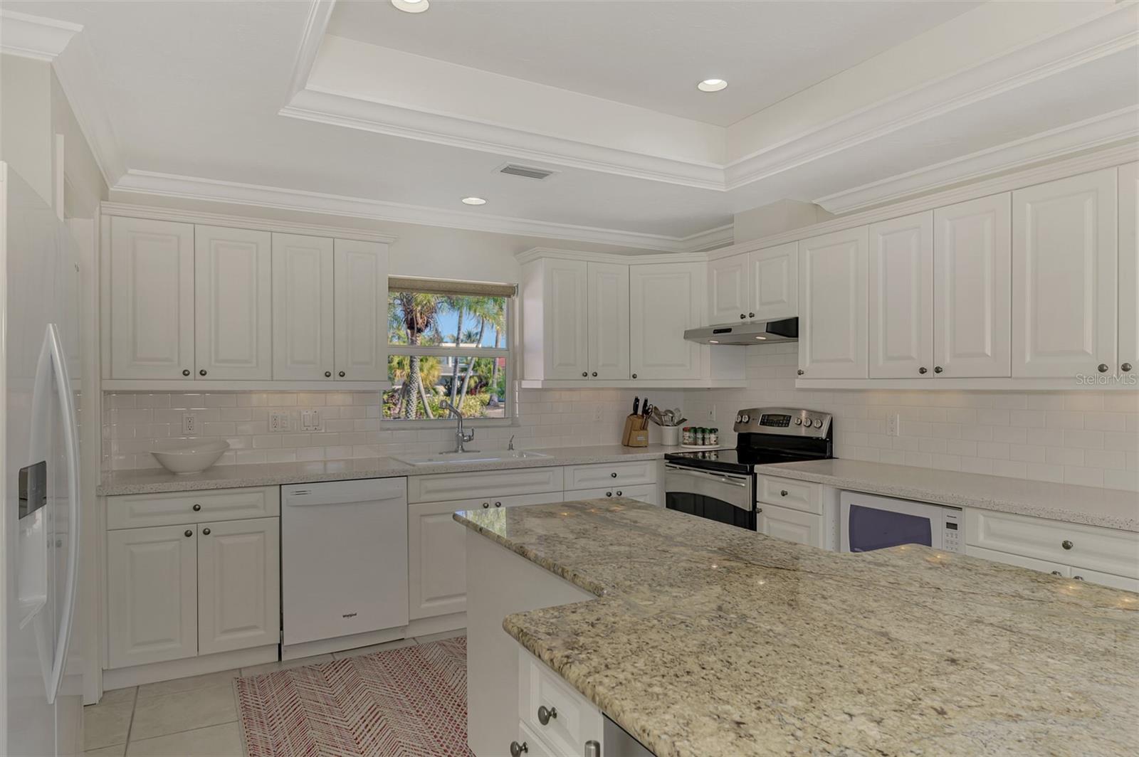 531 N SPOONBILL DR, SARASOTA, FL, 34236