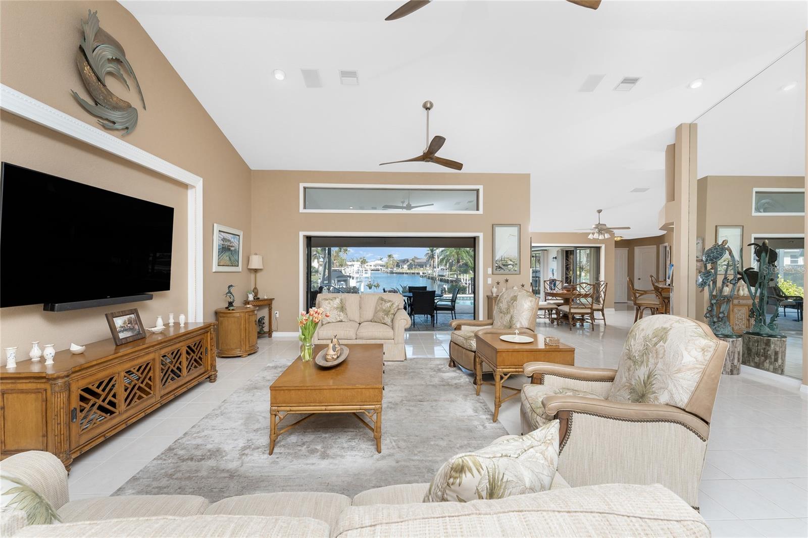 2748 SAINT THOMAS DR, PUNTA GORDA, FL, 33950