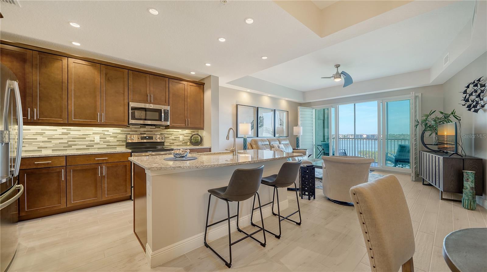 10510 BOARDWALK LOOP #404, LAKEWOOD RANCH, FL, 34202