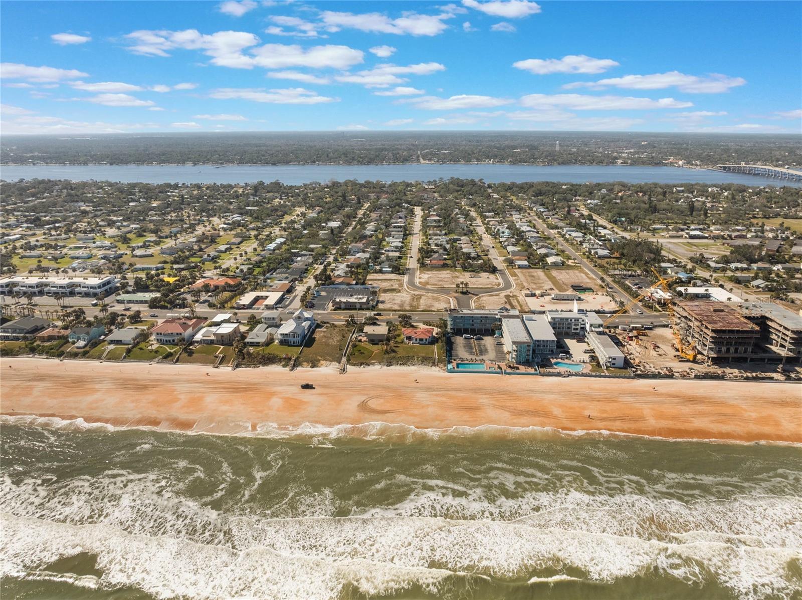 305 S HALIFAX DR, ORMOND BEACH, FL, 32176