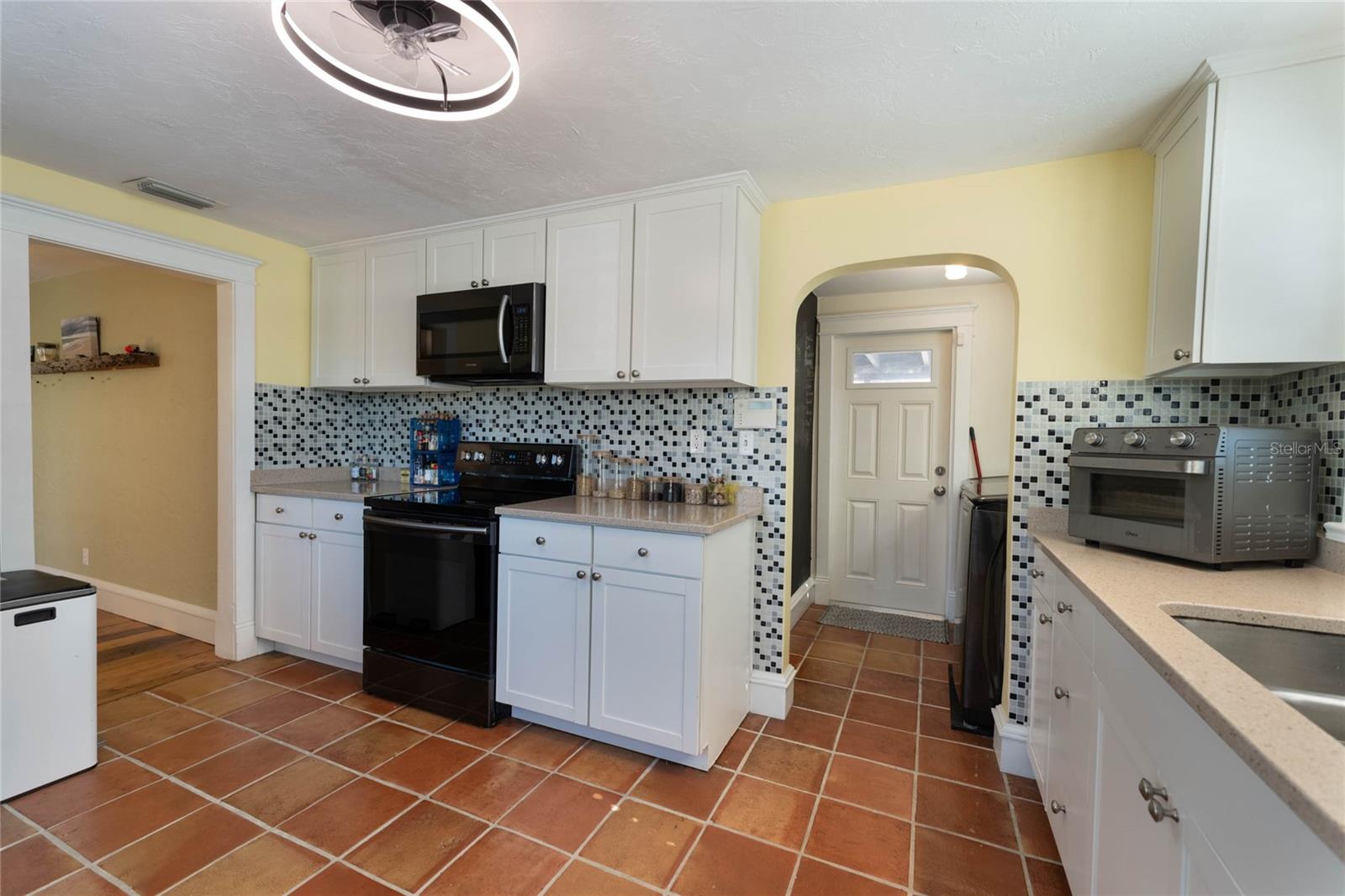 305 S HALIFAX DR, ORMOND BEACH, FL, 32176