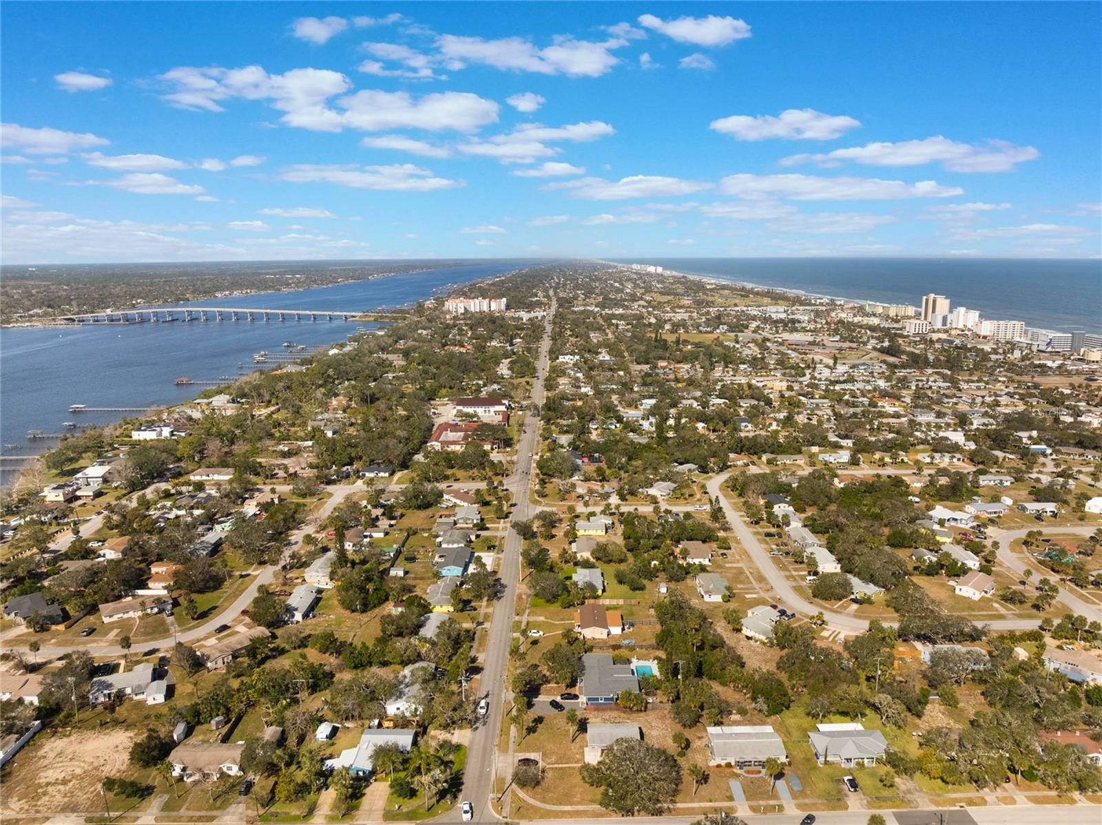 305 S HALIFAX DR, ORMOND BEACH, FL, 32176