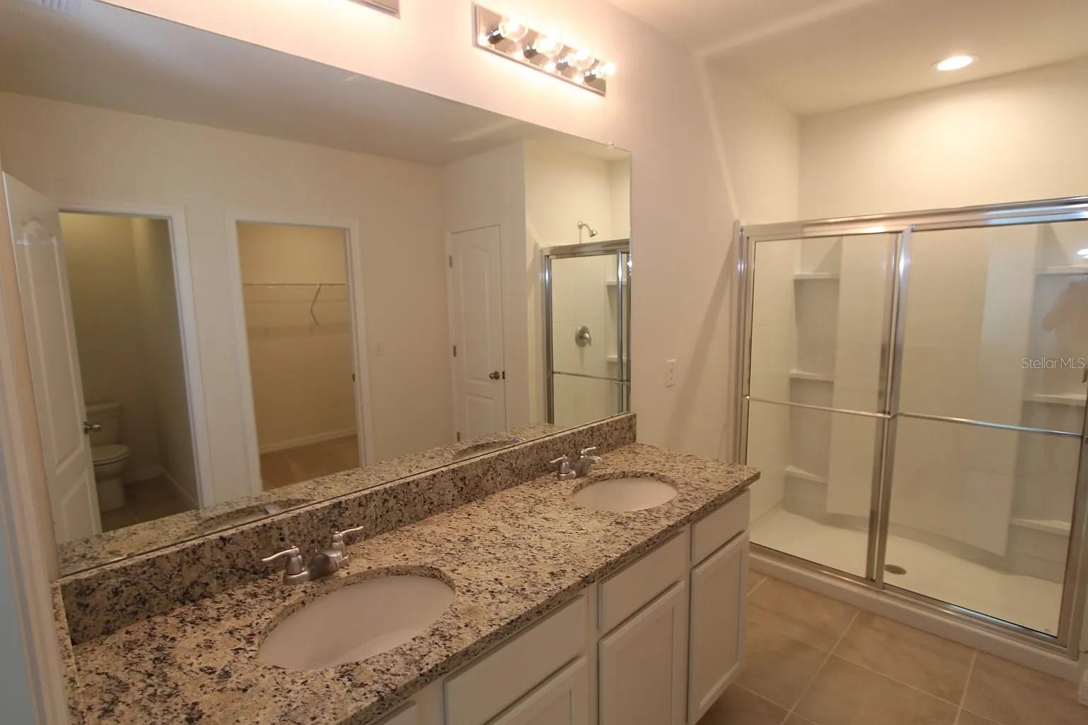 586 AUTUMN STREAM DR #1, AUBURNDALE, FL, 33823