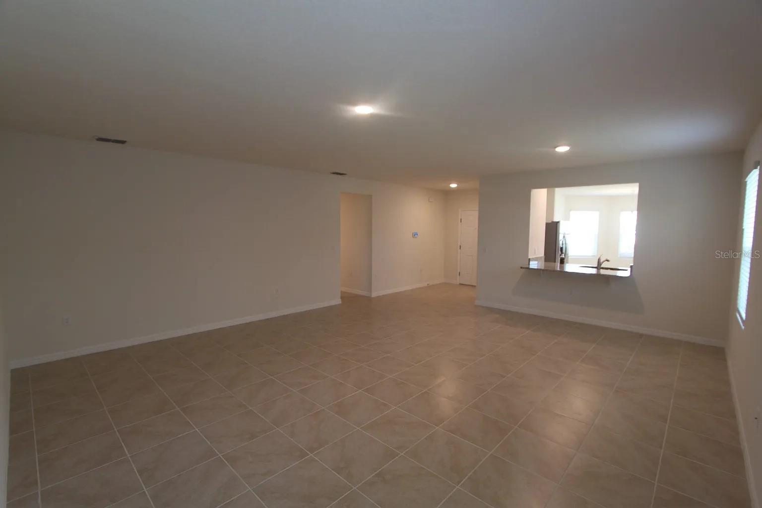 586 AUTUMN STREAM DR #1, AUBURNDALE, FL, 33823