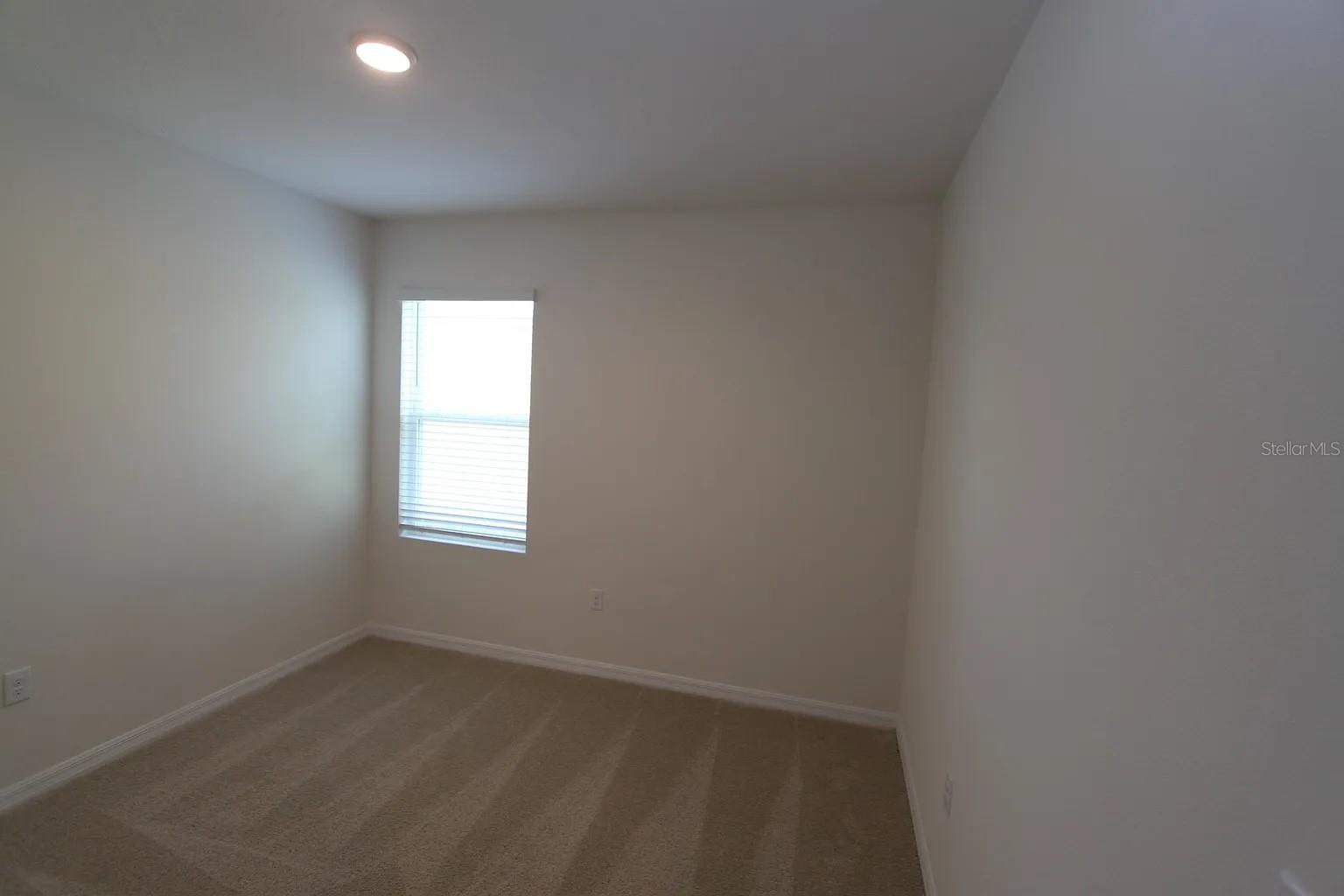 586 AUTUMN STREAM DR #1, AUBURNDALE, FL, 33823