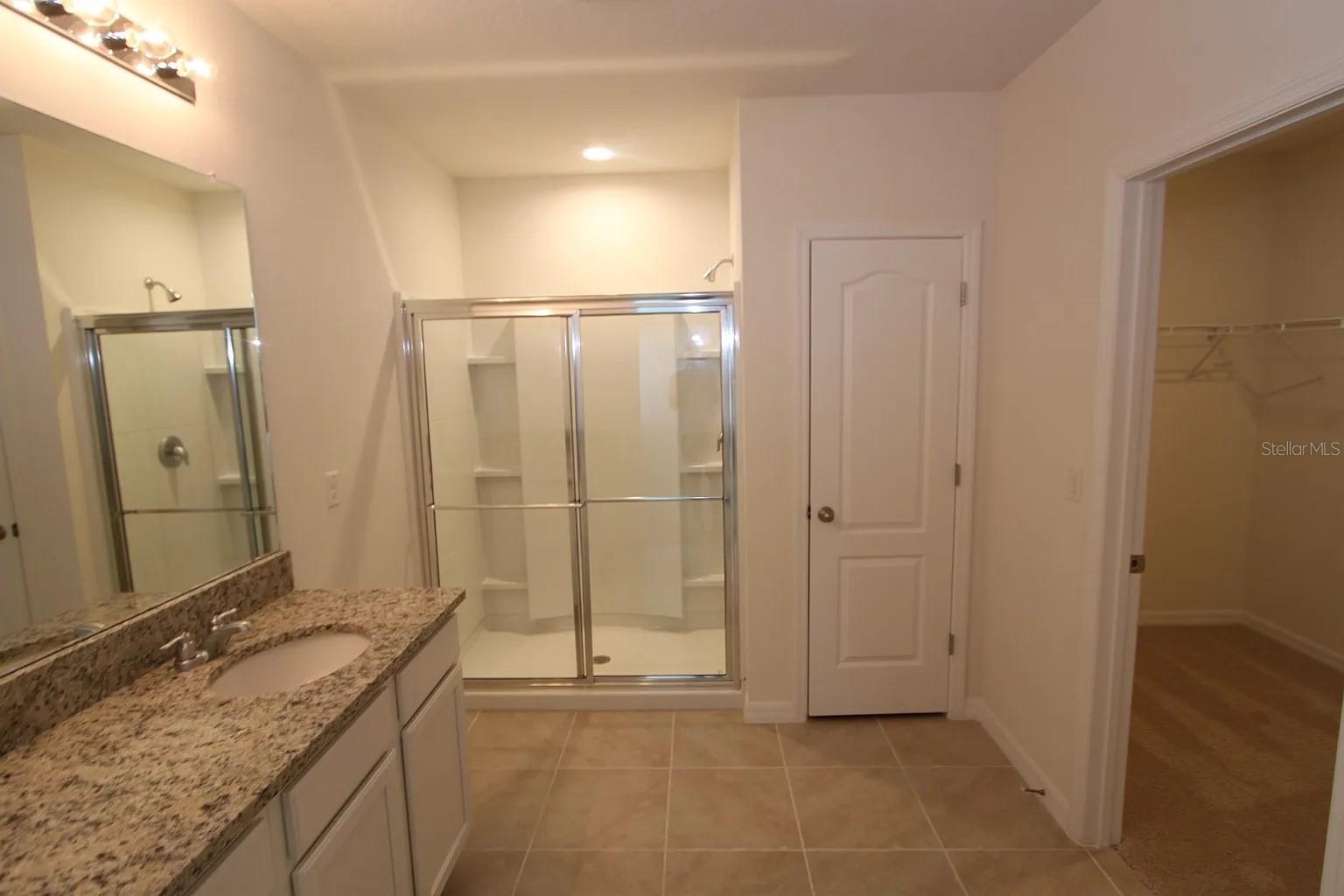 586 AUTUMN STREAM DR #1, AUBURNDALE, FL, 33823