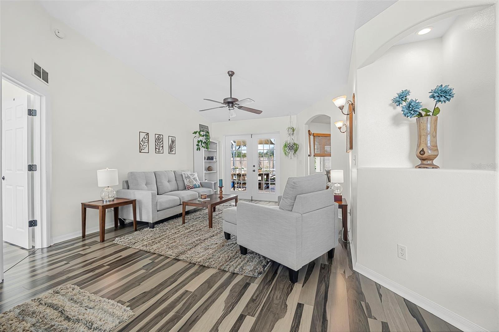 92 SPINNAKER CIR, SOUTH DAYTONA, FL, 32119
