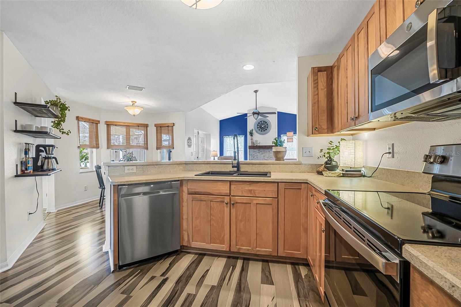 92 SPINNAKER CIR, SOUTH DAYTONA, FL, 32119