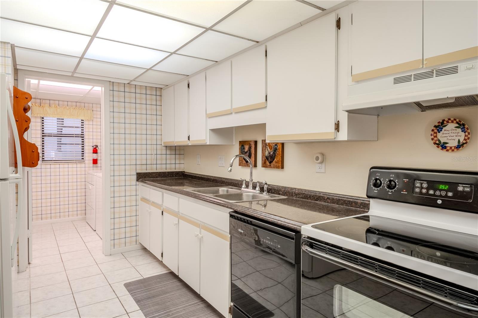 3505 TARPON WOODS BLVD #N404, PALM HARBOR, FL, 34685