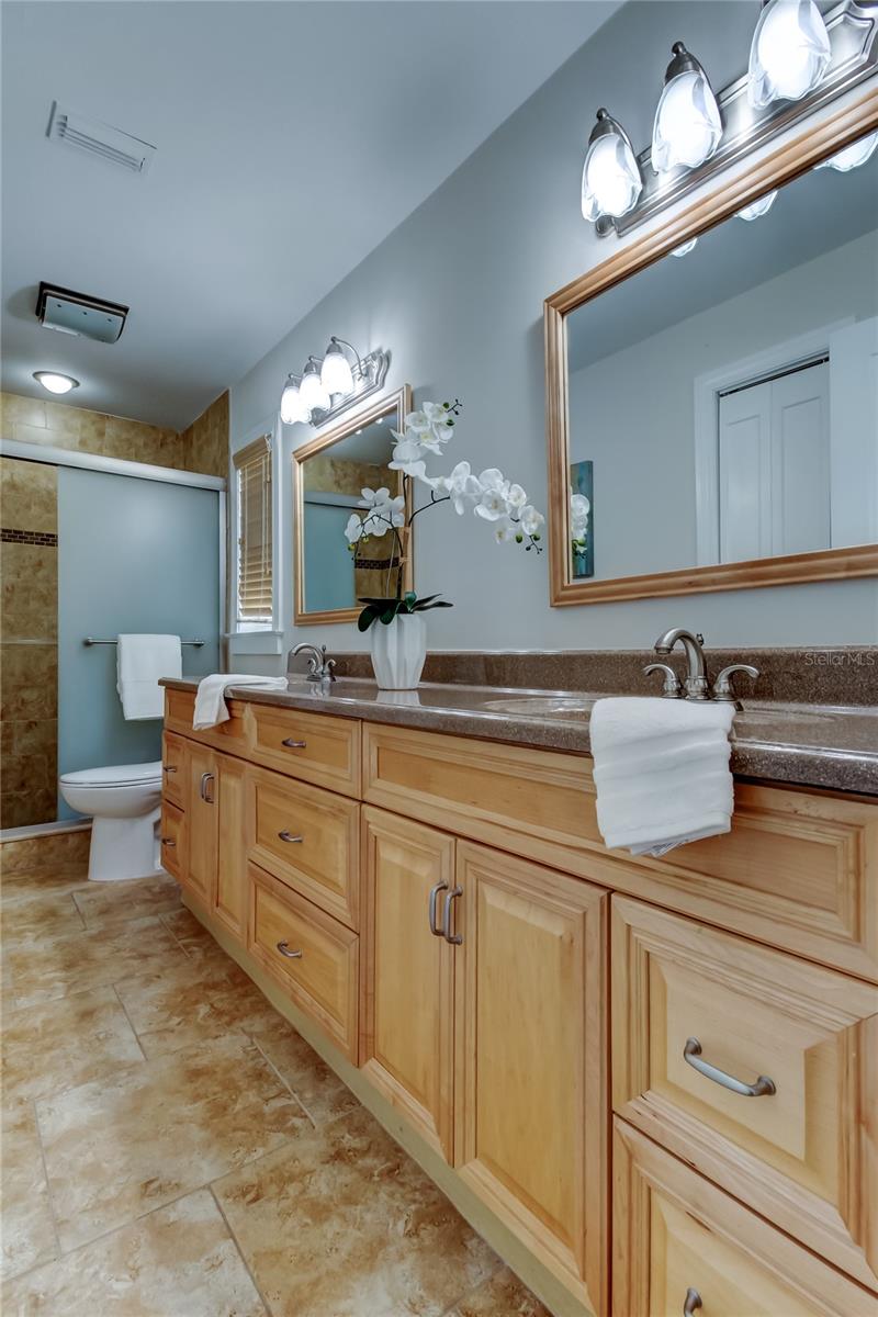 4175 104 AVE N, CLEARWATER, FL, 33762