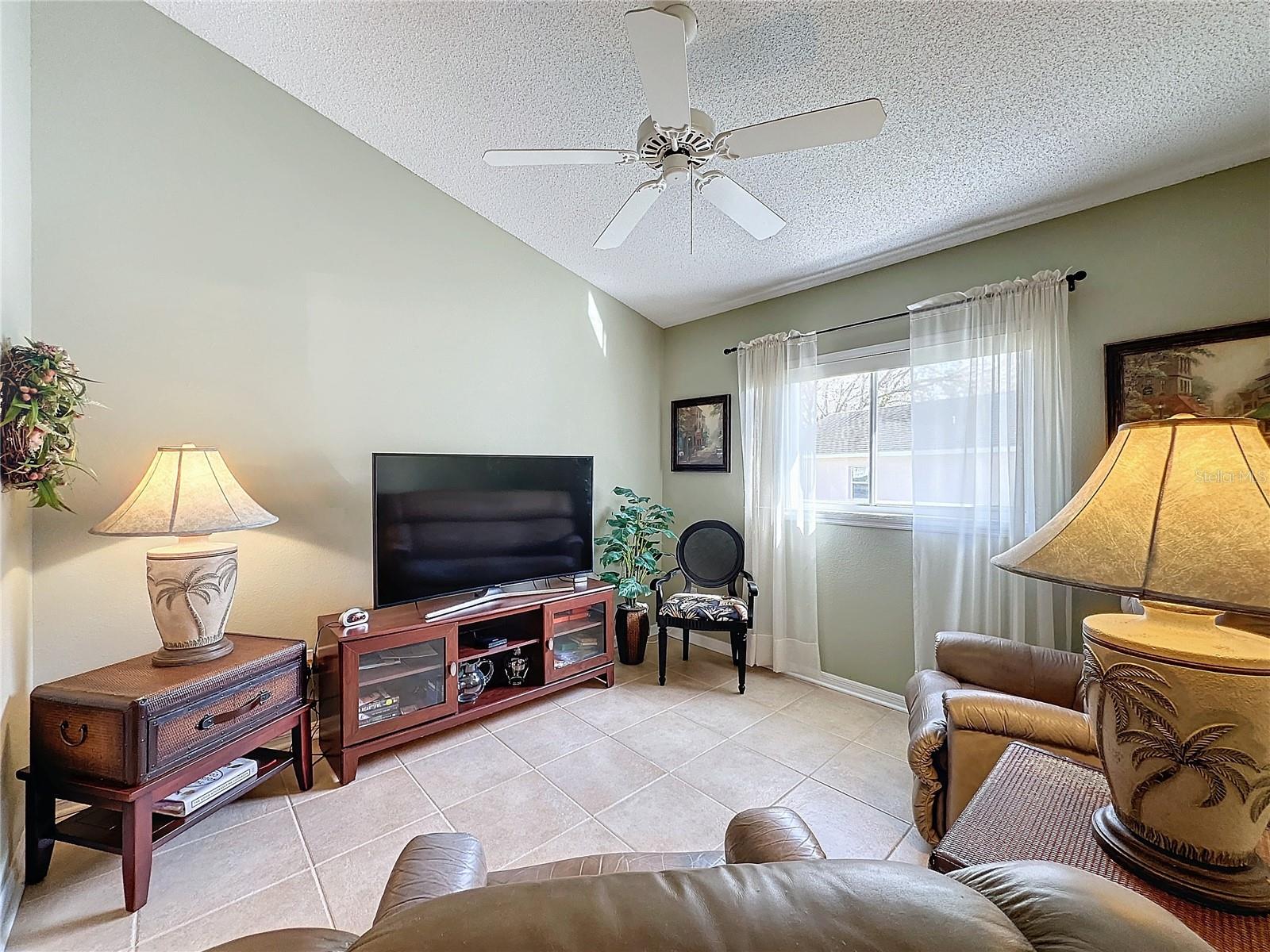 3916 DOUNE WAY, CLERMONT, FL, 34711