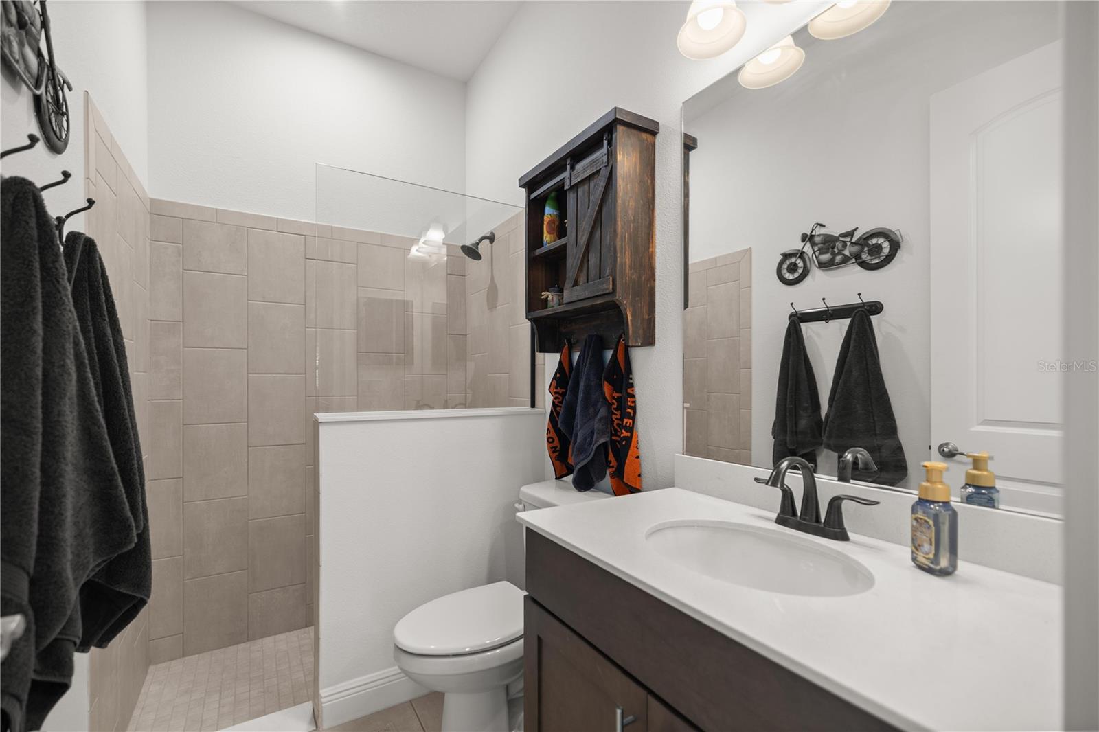 5141 GREENS DR, LADY LAKE, FL, 32159