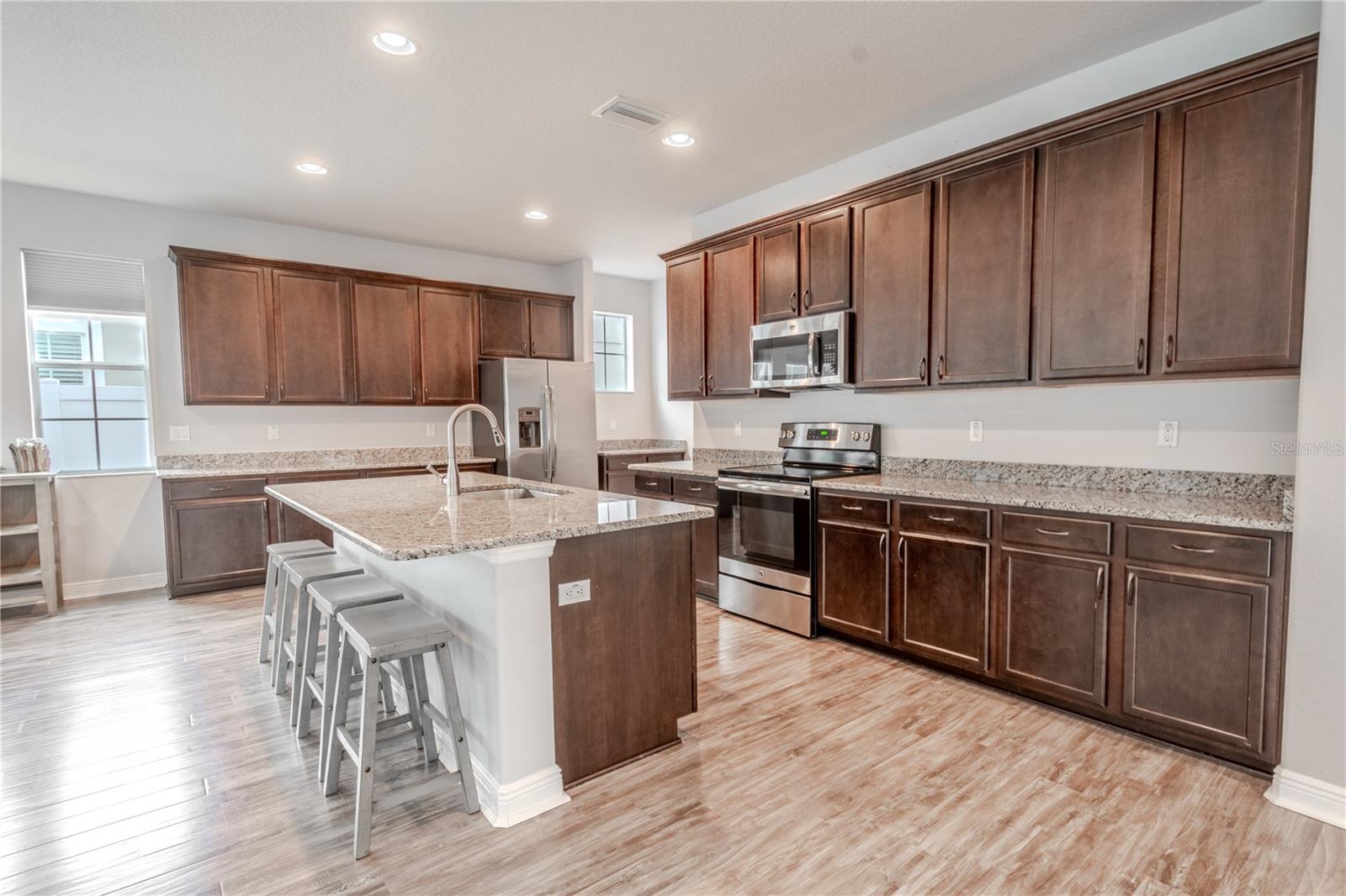 111 PHILIPPE GRAND CT, SAFETY HARBOR, FL, 34695
